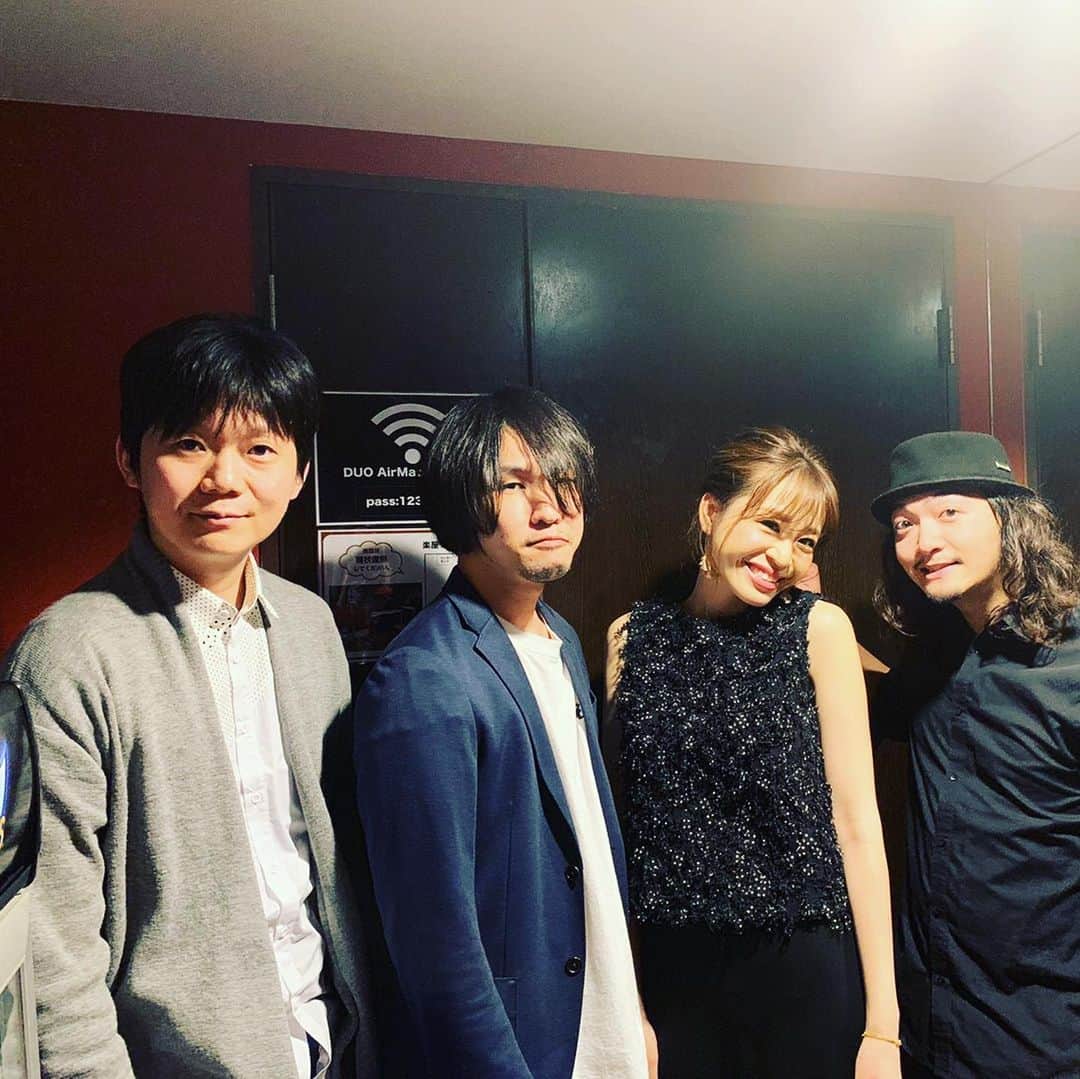 naoのインスタグラム：「渋谷duoありがとうございました。  #erica  #あなたへ贈る歌2」