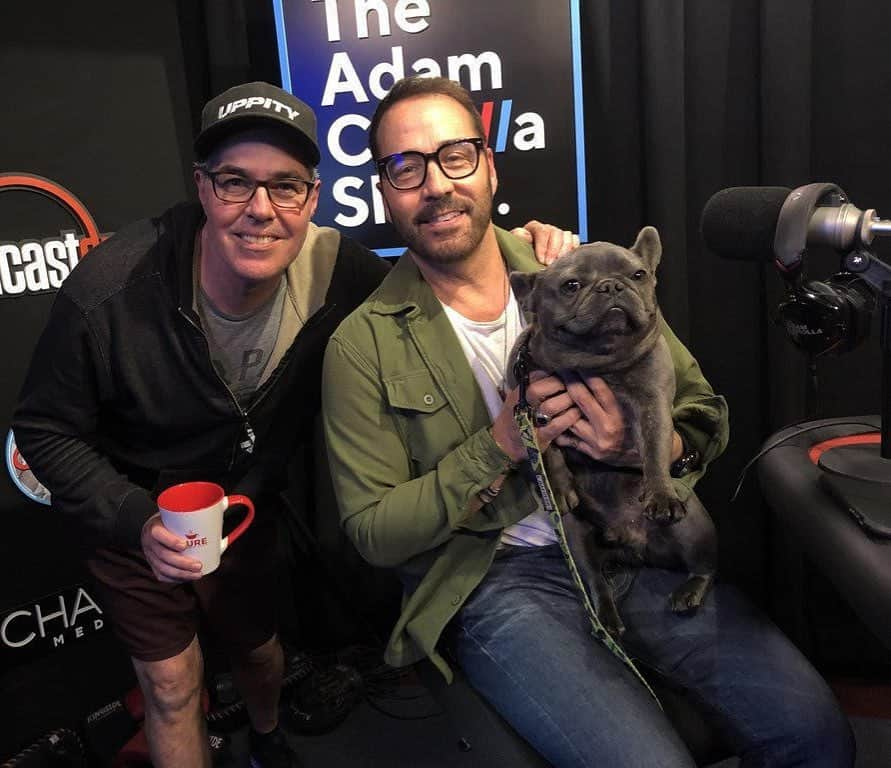 ジェレミー・ピヴェンさんのインスタグラム写真 - (ジェレミー・ピヴェンInstagram)「Bubba and I had so much fun on @adamcarolla show covering all things comedy and as much as we could ! Until next time my man ... Hit the link in my bio to check it out yourself」5月9日 8時09分 - jeremypiven