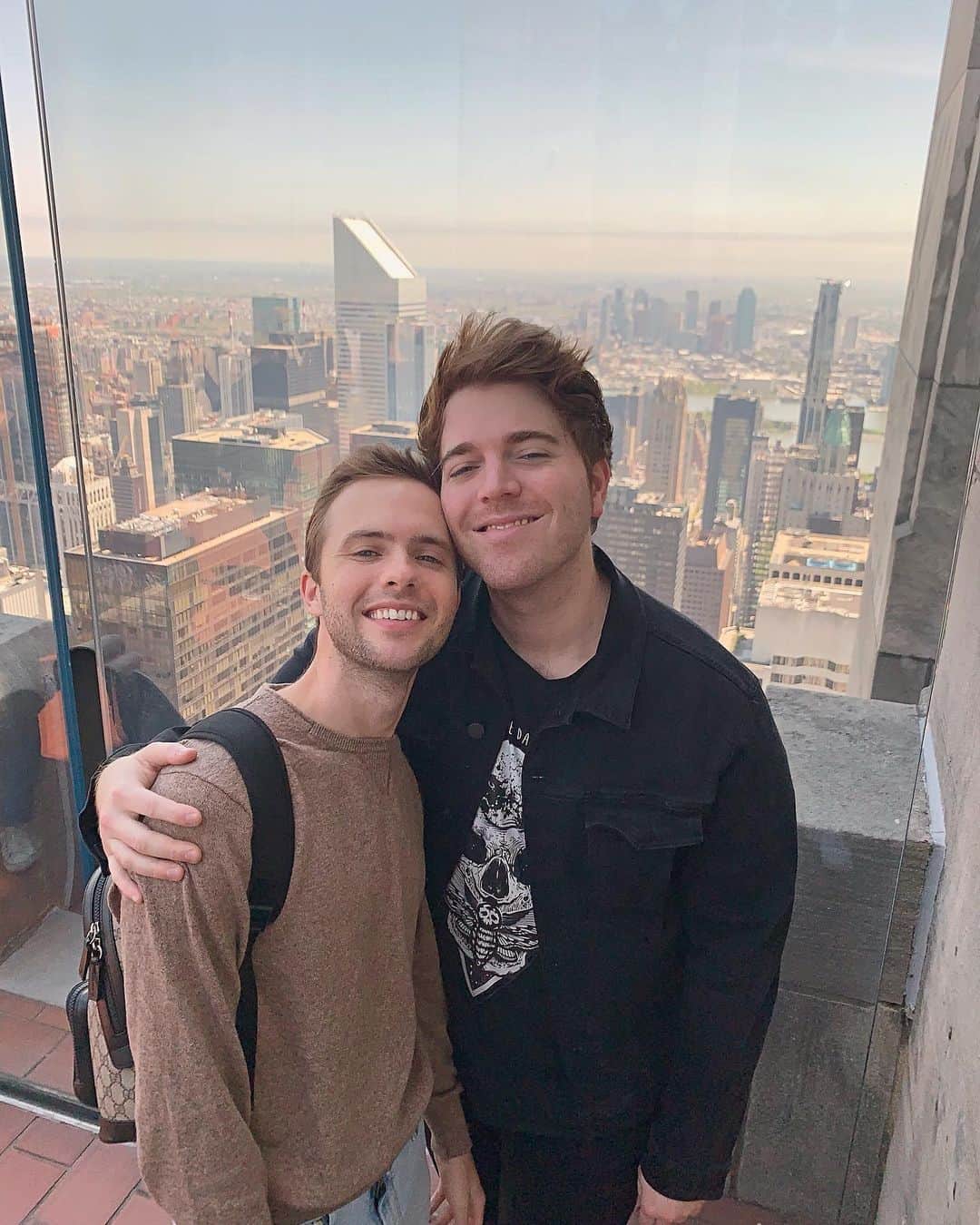シェーン・ドーソンのインスタグラム：「A trip i’ll never forget :,) love u new york. ❤️」