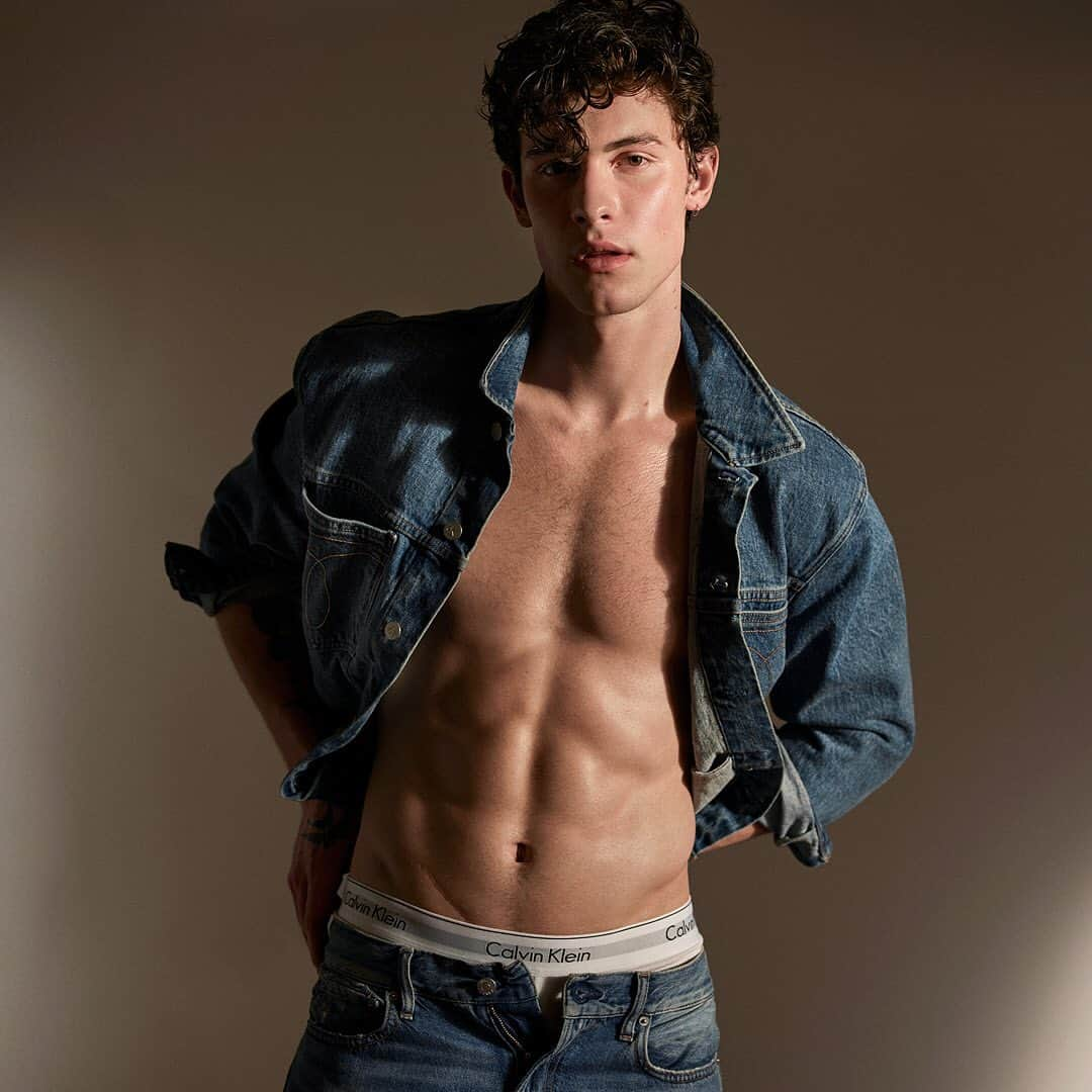 ショーン・メンデスさんのインスタグラム写真 - (ショーン・メンデスInstagram)「Thank you @calvinklein #MYTRUTH #MYCALVINS x」5月9日 8時40分 - shawnmendes