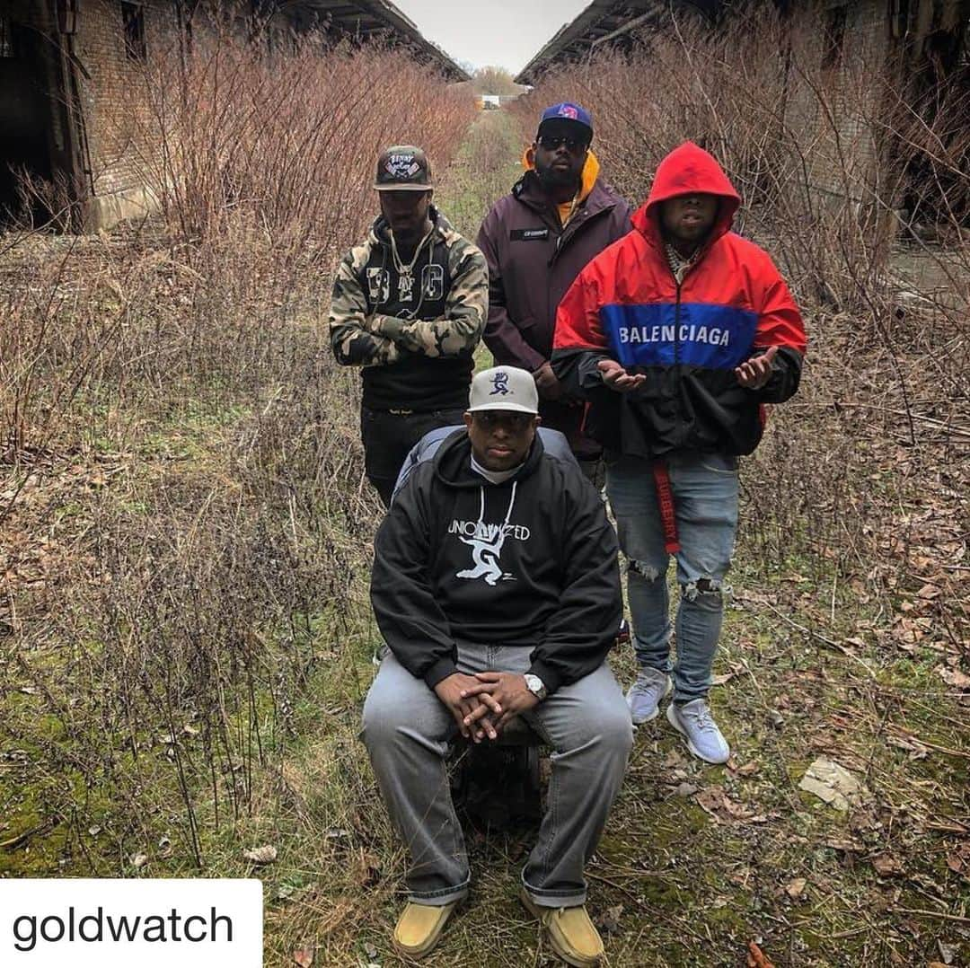 DJプレミアさんのインスタグラム写真 - (DJプレミアInstagram)「DJ PREMIER featuring @whoisconway @westsidegunn @getbenny  A @paydayrecords Single..."HEADLINES" Droppin MAY 17TH... Shout To @griseldarecords  Shot In Buffalo, NY 📸 Jason Goldwatch  Video Direction 🎥 By:  @goldwatch」5月9日 9時49分 - djpremier