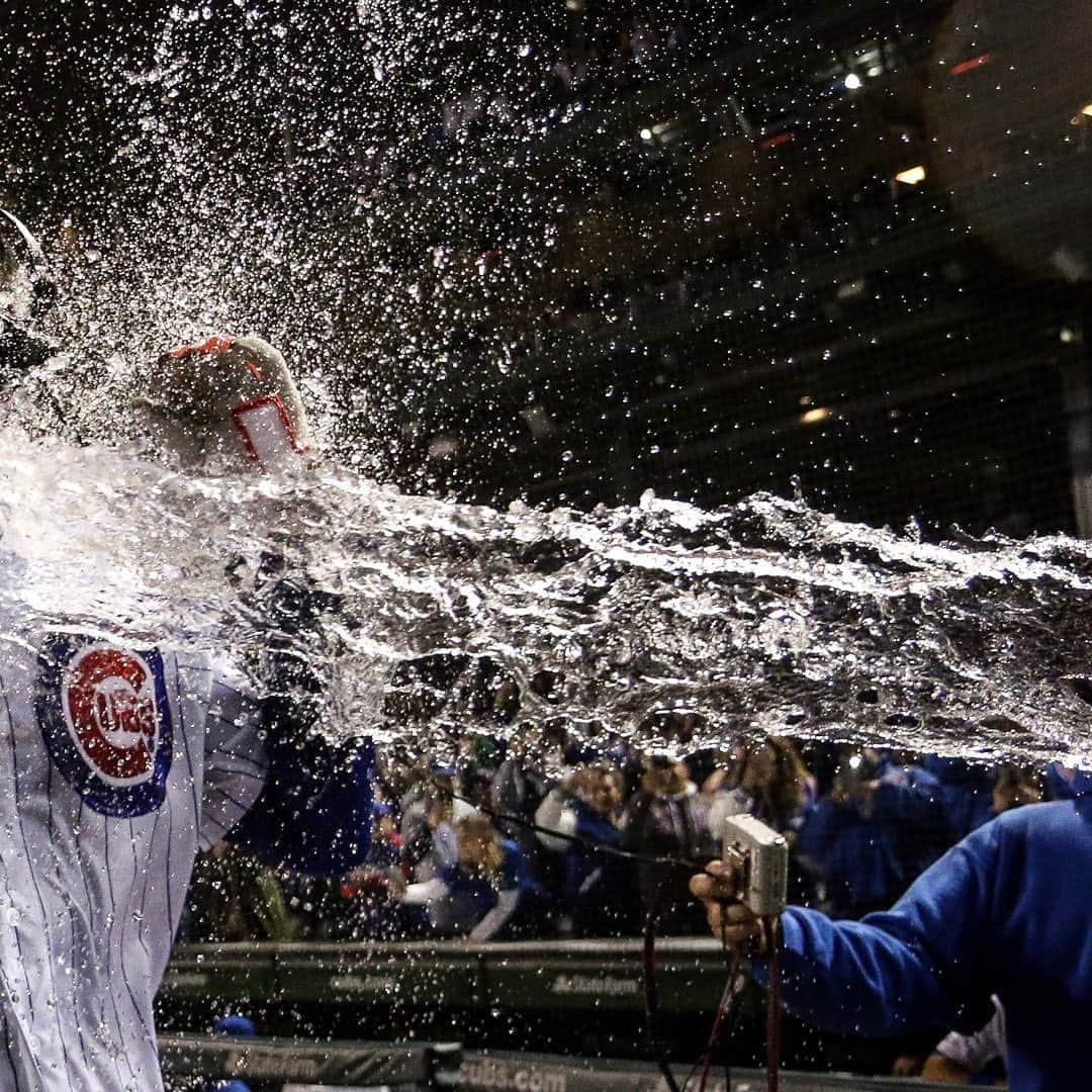 シカゴ・カブスさんのインスタグラム写真 - (シカゴ・カブスInstagram)「W(et)」5月9日 11時52分 - cubs