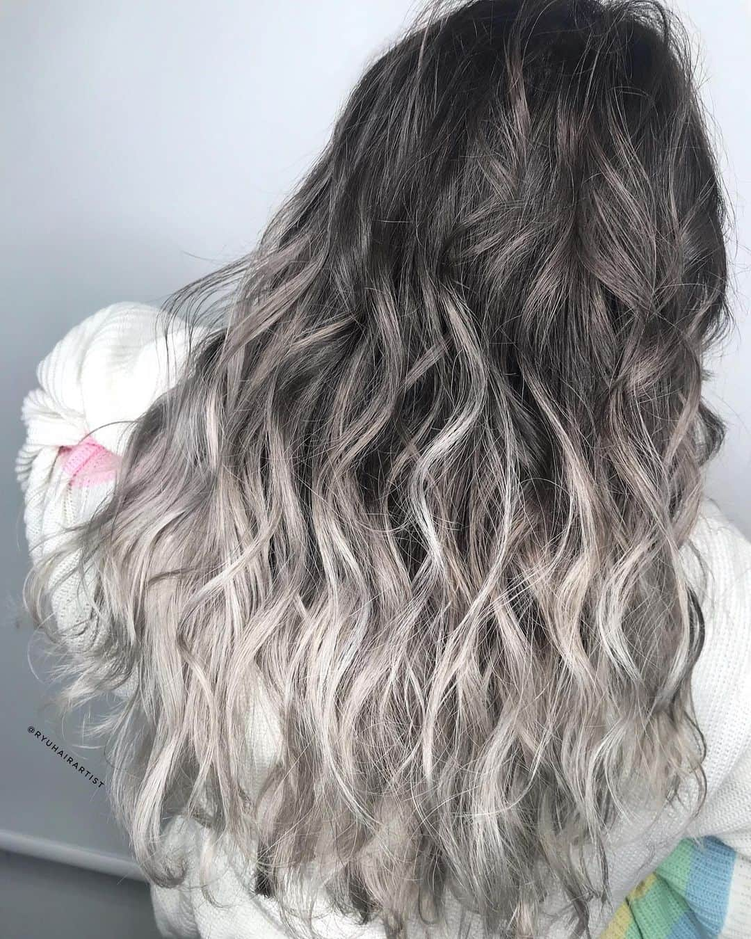 京極 琉さんのインスタグラム写真 - (京極 琉Instagram)「Grey Silver 🔲#salonryu#京極琉」5月9日 12時26分 - ryuhairartist