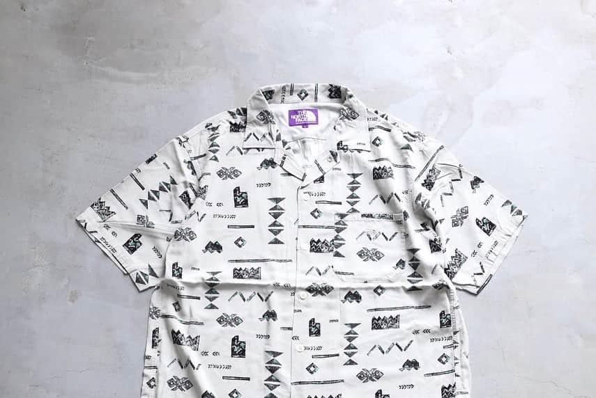 wonder_mountain_irieさんのインスタグラム写真 - (wonder_mountain_irieInstagram)「_ THE NORTH FACE PURPLE LABEL / ザ ノースフェイス パープルレーベル "Geometric Print H/S Shirt" ¥15.120-  _ 〈online store / @digital_mountain〉 http://www.digital-mountain.net/shopdetail/000000008968/ _ 【オンラインストア#DigitalMountain へのご注文】 *24時間受付 *15時までのご注文で即日発送 *1万円以上ご購入で送料無料 tel：084-973-8204 _ We can send your order overseas. Accepted payment method is by PayPal or credit card only. (AMEX is not accepted)  Ordering procedure details can be found here. >>http://www.digital-mountain.net/html/page56.html _ 本店：#WonderMountain  blog>> http://wm.digital-mountain.info/ _ #nanamica #THENORTHFACEPURPLELABEL #THENORTHFACE #ナナミカ #ザノースフェイスパープルレーベル #ザノースフェイス  _ 〒720-0044 広島県福山市笠岡町4-18 JR 「#福山駅」より徒歩10分 (12:00 - 19:00 水曜定休) #ワンダーマウンテン #japan #hiroshima #福山 #福山市 #尾道 #倉敷 #鞆の浦 近く _ 系列店：@hacbywondermountain _」5月9日 13時06分 - wonder_mountain_