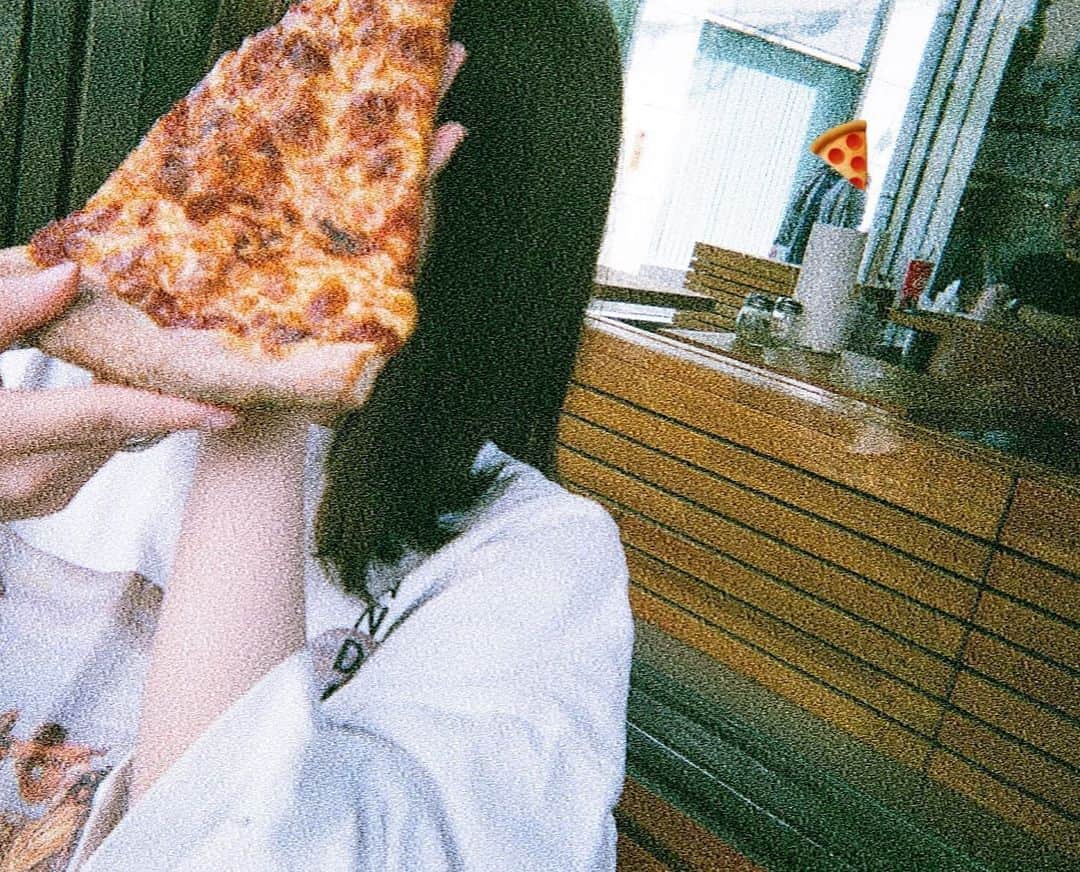 木村葉月さんのインスタグラム写真 - (木村葉月Instagram)「らいぶおわりにメンバーと食べました 。ピ」5月9日 13時18分 - 82ki_82ki