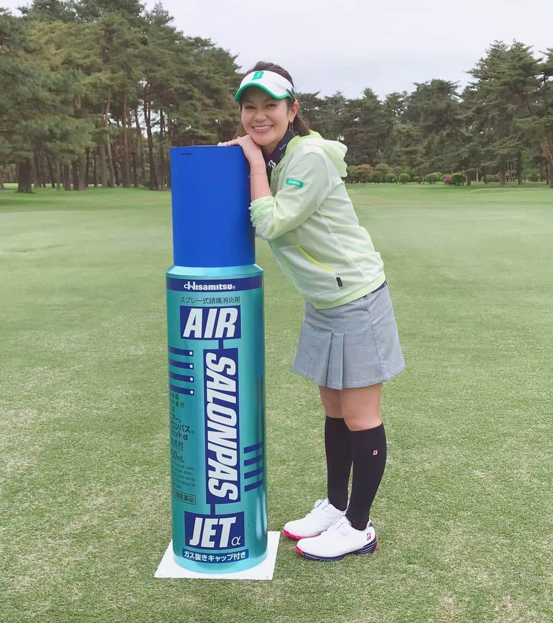 宮里藍さんのインスタグラム写真 - (宮里藍Instagram)「2019 Version!!:)) #worldladieschampionshipsalonpascup #ワールドレディースチャンピオンシップサロンパスカップ #エアーサロンパスジェットα #2019バージョンです 笑  去年も全く同じ写真撮りました笑  会場に来た方は、大きなジェットアルファーと写真撮って載せてくださいね！ こっそり見に行きます笑  #インスタライブ見てくださって #ありがとうございました🙏」5月9日 13時37分 - ai_miyazato