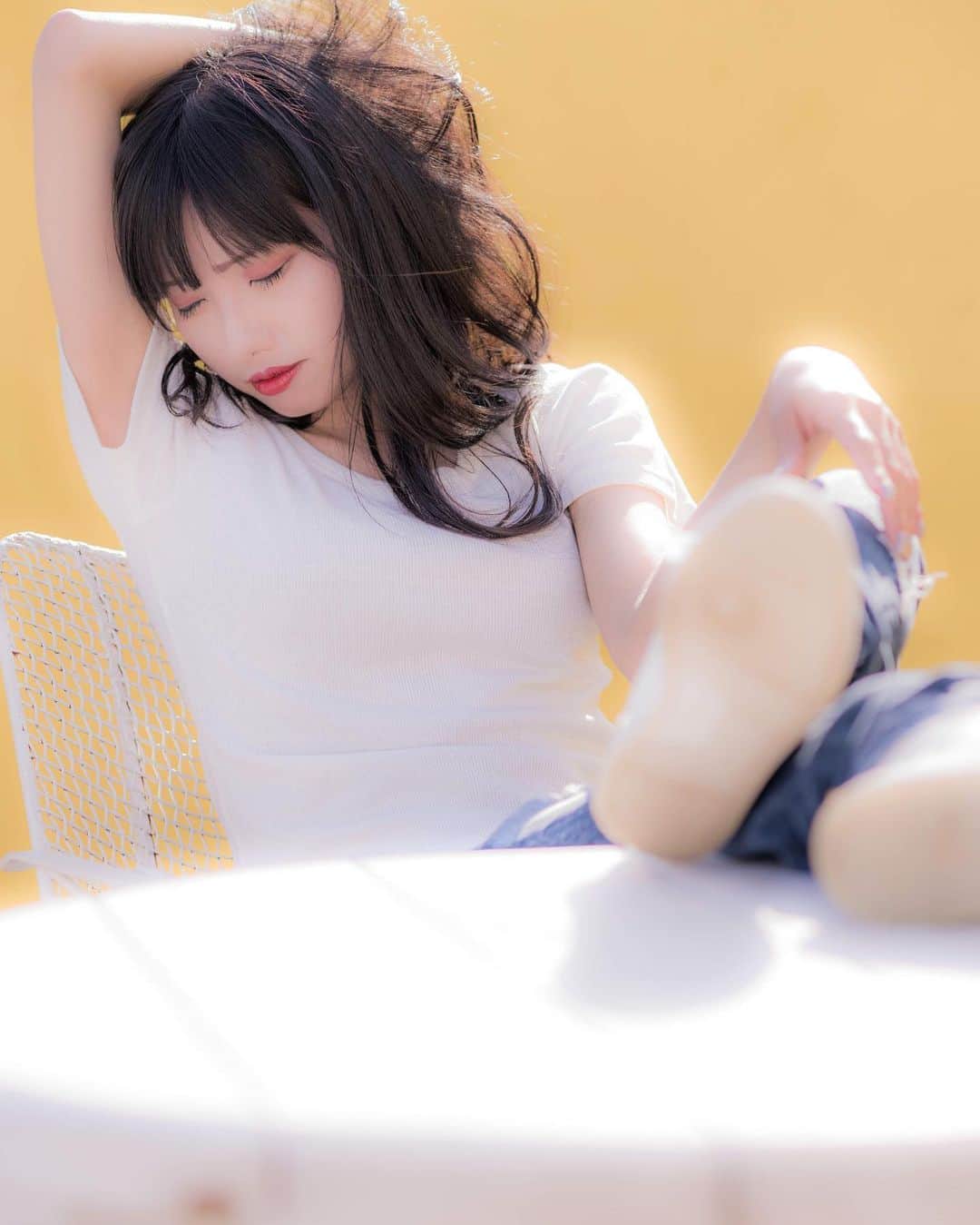 秋元るいさんのインスタグラム写真 - (秋元るいInstagram)「ab新しくなってて綺麗だった〜！！！ . #マシュマロ撮影会 #スタジオab #portrait #portraitphotography #good_portraits_world #lovers_nippon_portrait #portraits #jp_portrait部 #ポートレート #photography #写真好きな人と繋がりたい #ファインダー越しの私の世界 #instagood #model #fashion #photographer #photooftheday #東京カメラ部 #tokyocameraclub #ポートレート部  #ポートレートしま専科 #japanesegirl #followme  #kawaiigirl #インフルエンサー #インスタグラマー #ootd #ootdfashion #asiangirls  #cosplayer」5月9日 14時05分 - akimoto_rui