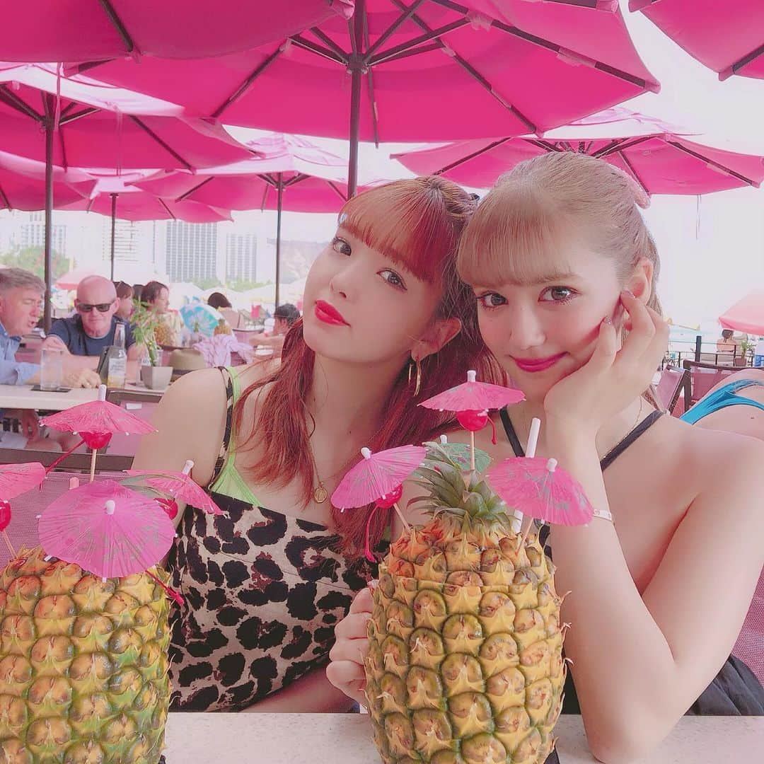 紗蘭さんのインスタグラム写真 - (紗蘭Instagram)「Love you.🍍🍹🌺💕 #hawaii #waikiki #honolulu #royalhawaiian」5月9日 17時07分 - saracchidayo