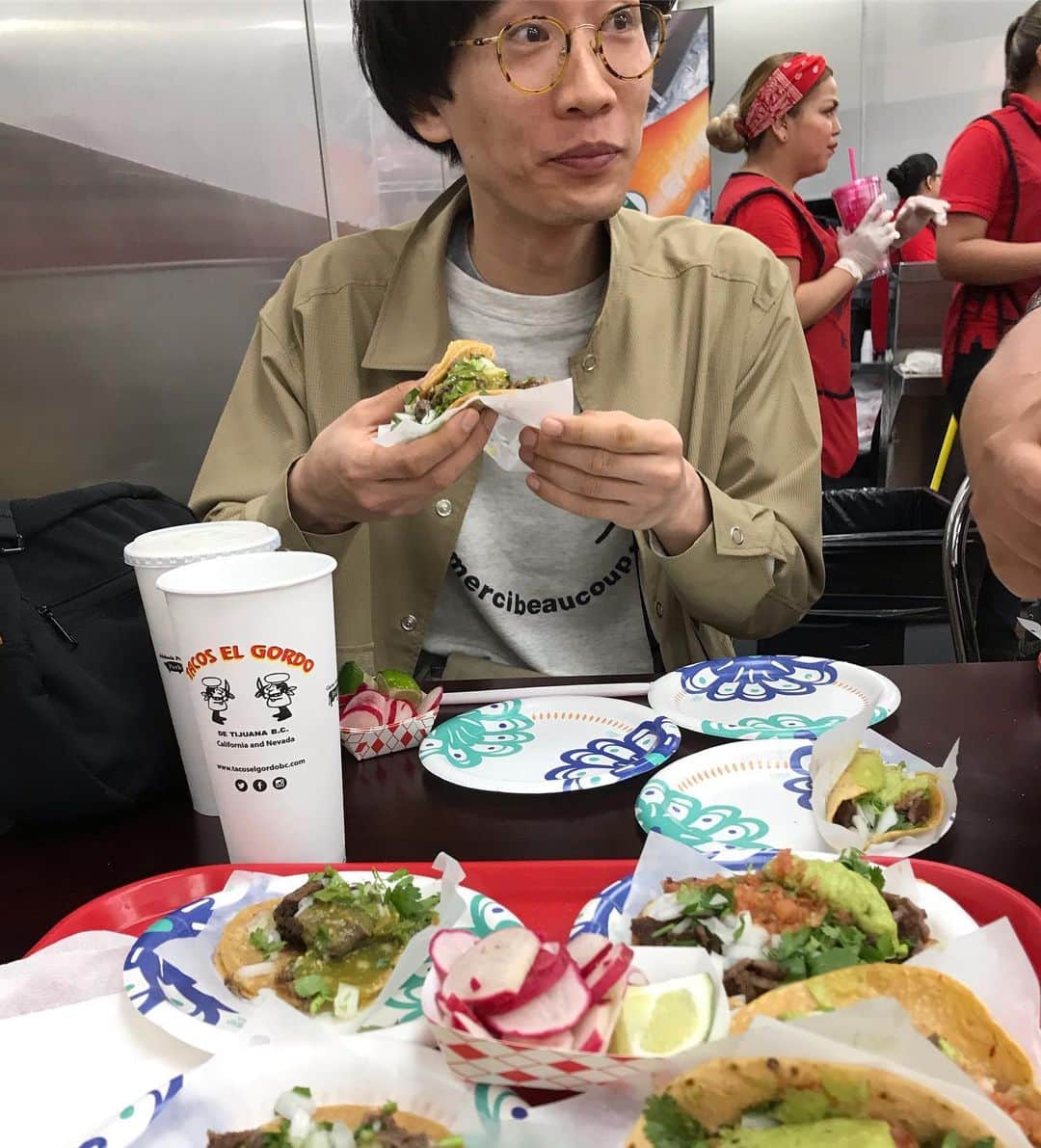 ハチミツ二郎さんのインスタグラム写真 - (ハチミツ二郎Instagram)「オレがアメリカで1番好きなタコス店。」5月9日 17時17分 - jirohachimitsu