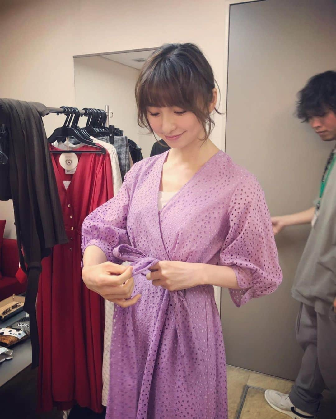 篠田麻里子さんのインスタグラム写真 - (篠田麻里子Instagram)「シメ🥴🥴#収録 衣装#brooch #flica」5月9日 17時24分 - shinodamariko3