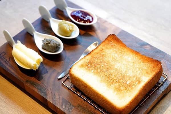 レッツエンジョイ東京のグルメインスタ