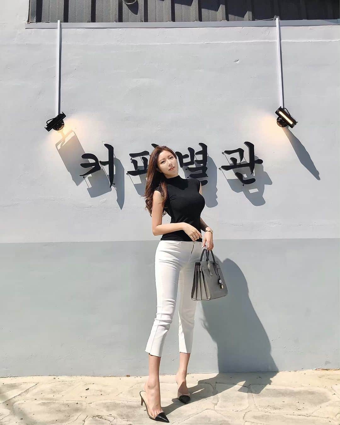 Choi Somiさんのインスタグラム写真 - (Choi SomiInstagram)「⠀⠀⠀⠀⠀ #글랜더 #glander  사진으로도 보이는 오늘 날씨 이대로 멈춰☀️」5月9日 18時07分 - cxxsomi