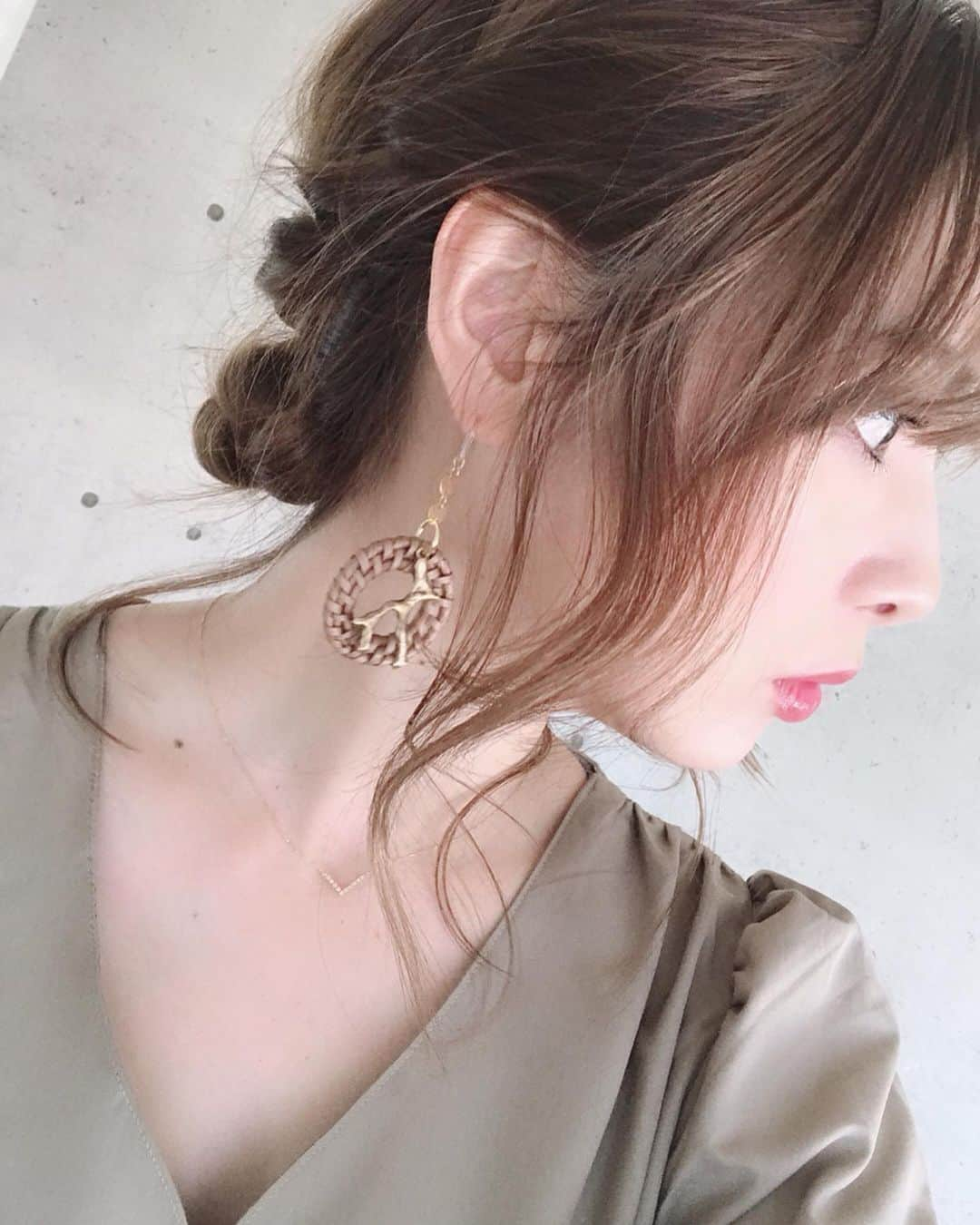 ハミ さんのインスタグラム写真 - (ハミ Instagram)「・ お気に入りピアス💕 @sea___jewelry のやつ🏝 ・ ・ ・ め〜っちゃ断捨離して気持ち良い今日☺️🙌💕 ・ ・ ・ ・ ・ #accessory #seajewelry #🏝」5月9日 19時04分 - hami0519