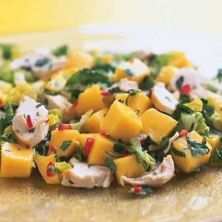 ナイジェラ・ローソンさんのインスタグラム写真 - (ナイジェラ・ローソンInstagram)「An uplifting #RecipeOfTheDay: Chicken , Mango & Chilli Salad Photograph by @petrinatinslay  And to get the recipe, click on link in bio. To clarify, proceed as follows: tap on my name, which will take you to a page that has a link on it that says www.nigella.com/instagram. When you click on this link, it will take you to a page of photographs: click on the photograph of the recipe in question!」5月9日 19時01分 - nigellalawson