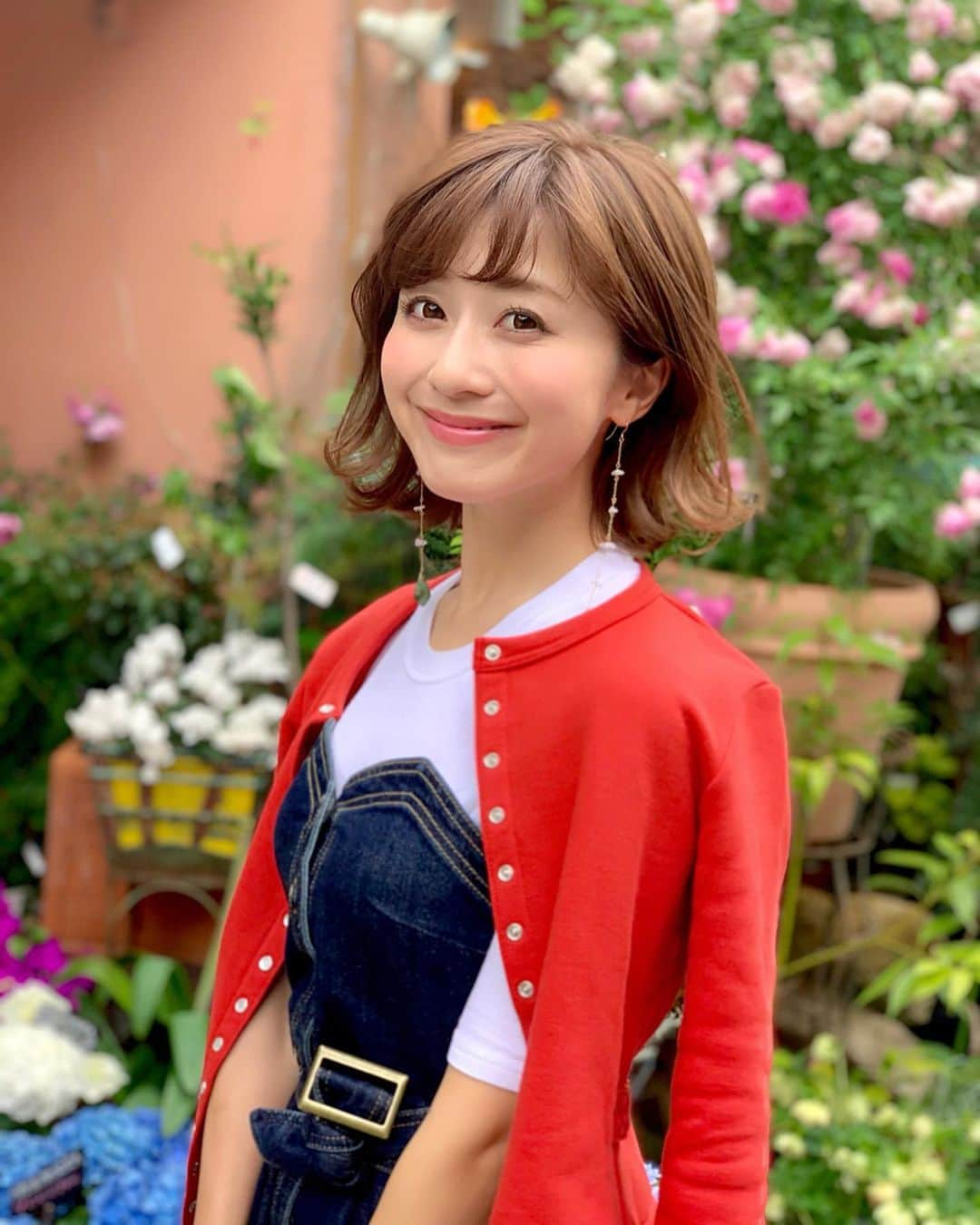 水野佐彩さんのインスタグラム写真 - (水野佐彩Instagram)「・ 🍊❤️ #coordinate  tops,skirt#amelievintage @amerivintage  outer#agnesb  @agnesb_officiel bag#loewe @loewe  shoes#chloe @chloe  #sサイズコーデ #153cmコーデ #おちびコーデ」5月9日 19時10分 - saaya_mizuno