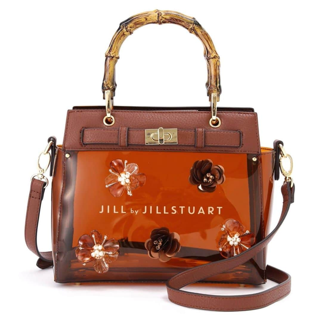 JILL by JILLSTUARTさんのインスタグラム写真 - (JILL by JILLSTUARTInstagram)「. ℕ𝕖𝕨 𝔸𝕣𝕣𝕚𝕧𝕒𝕝👜✾ . 『バンブーフラワークリアバッグ』 . -最新のSummer Catalog掲載アイテム- . 立体的なクリアフラワービジューが季節を先取り！ 手元が華やぐ夏バッグです🌼 チェックはお早めに... . ———————————————— ✔︎ バンブーフラワークリアバッグ ✔︎ 125-9180011 ✔︎ COLOR：White / Brown ✔︎ ¥11,500 + tax ✔︎ instores now . ※店舗によって入荷日と在庫数が異なります。 詳しくはお近くの店舗までお問い合わせ下さい。 ※撮影状況や光の当たり具合により色味が実物と異なる場合がございます。 お近くの店舗や通販サイト等で是非色味をご確認下さい。 ———————————————— #jillbyjillstuart  #2019ss #summer #catalog #bag #bijou #flower #newarrival #ジルバイ #ジルバイジルスチュアート @jillbyjillstuart_style」5月9日 19時20分 - jillbyjillstuart_official