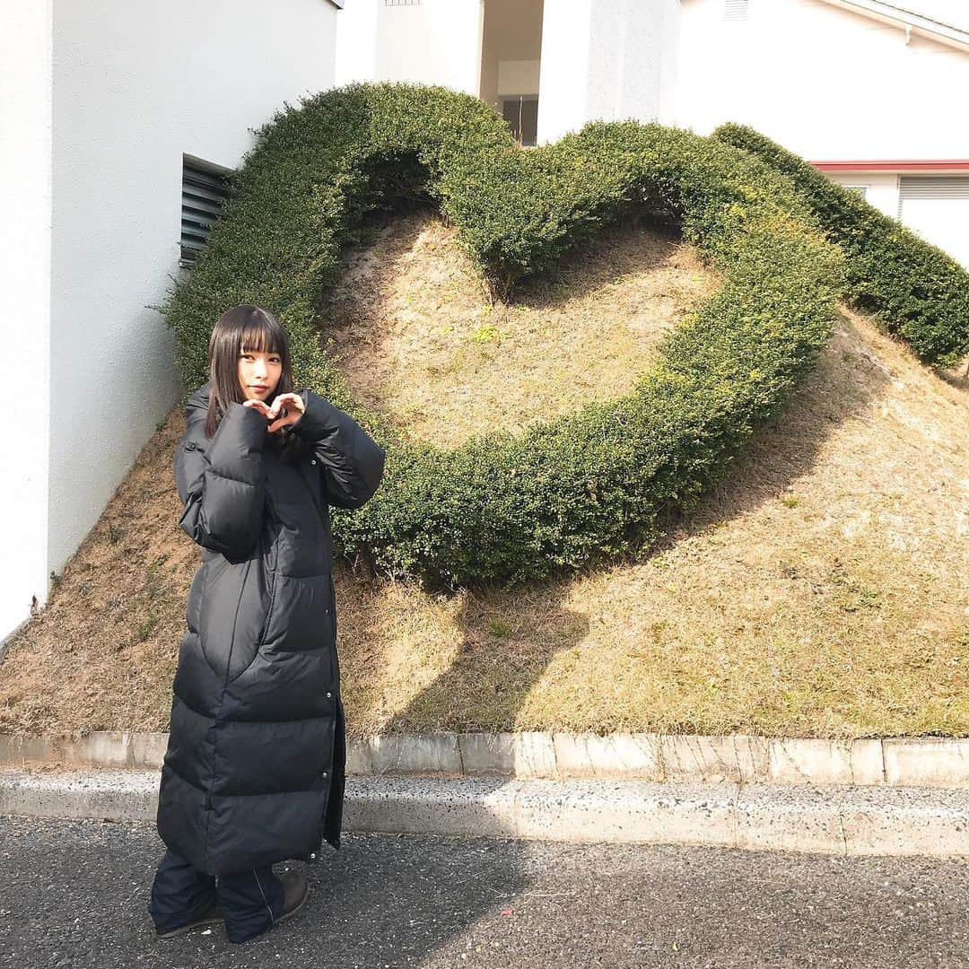 桜井日奈子さんのインスタグラム写真 - (桜井日奈子Instagram)「令和1年11月9日（土）、10日（日）の2日間おかやまマラソンが開催されます！  おかやまマラソンは市民参加型の大会で、毎年16,000人が参加する岡山市での一大スポーツイベントです！  エントリーは5/20までです、是非参加してください🏃‍♂️ https://www.okayamamarathon.jp/entry/  昨年はちょうど映画「ういらぶ。」舞台挨拶で岡山市に行った日がおかやまマラソンの日でしたよ！  映画「ういらぶ。」のDVD &Blu-rayは本日発売です！  ぜひ！初々しい恋のお話にキュンとしてください🙋‍♀️ 特典映像が盛りだくさんです！ 楽しんでみてください🍑  #おかやまマラソン #ういらぶ」5月9日 19時23分 - sakurai.hinako_official