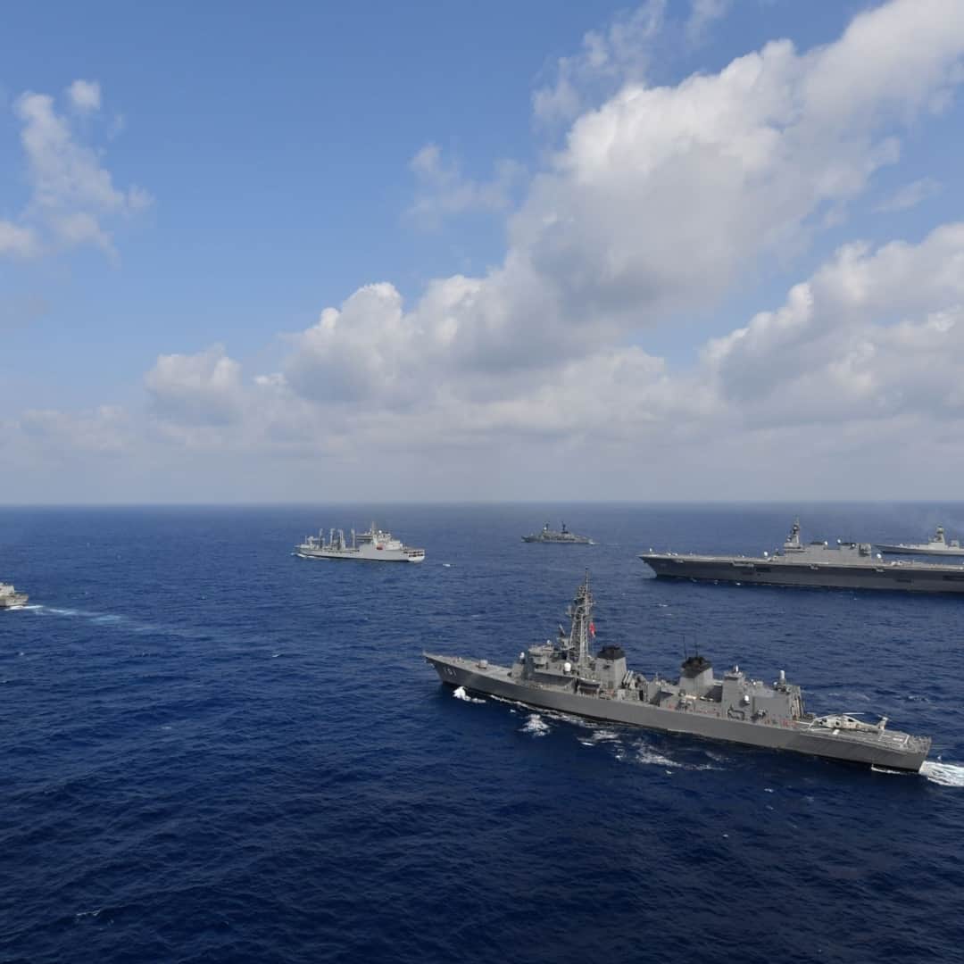 海上自衛隊さんのインスタグラム写真 - (海上自衛隊Instagram)「平成31年度インド太平洋方面派遣訓練部隊（IPD19）護衛艦「いずも」、「むらさめ」は、米海軍、インド海軍及びフィリピン海軍と九州西方から南シナ海に至る空海域において、共同巡航訓練を実施しました。  #海上自衛隊  #JMSDF #usnavy  #indiannavy  #philippinesnavy」5月9日 19時30分 - jmsdf_pr