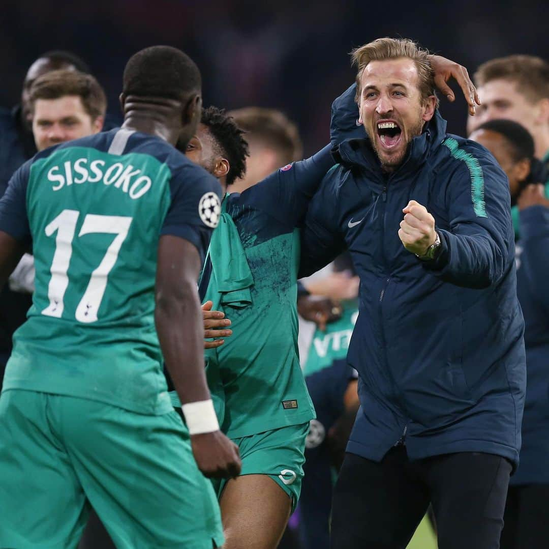 トッテナム・ホットスパーFCさんのインスタグラム写真 - (トッテナム・ホットスパーFCInstagram)「The story of last night... ✨ @leagooofficial #COYS #UCL」5月9日 19時26分 - spursofficial