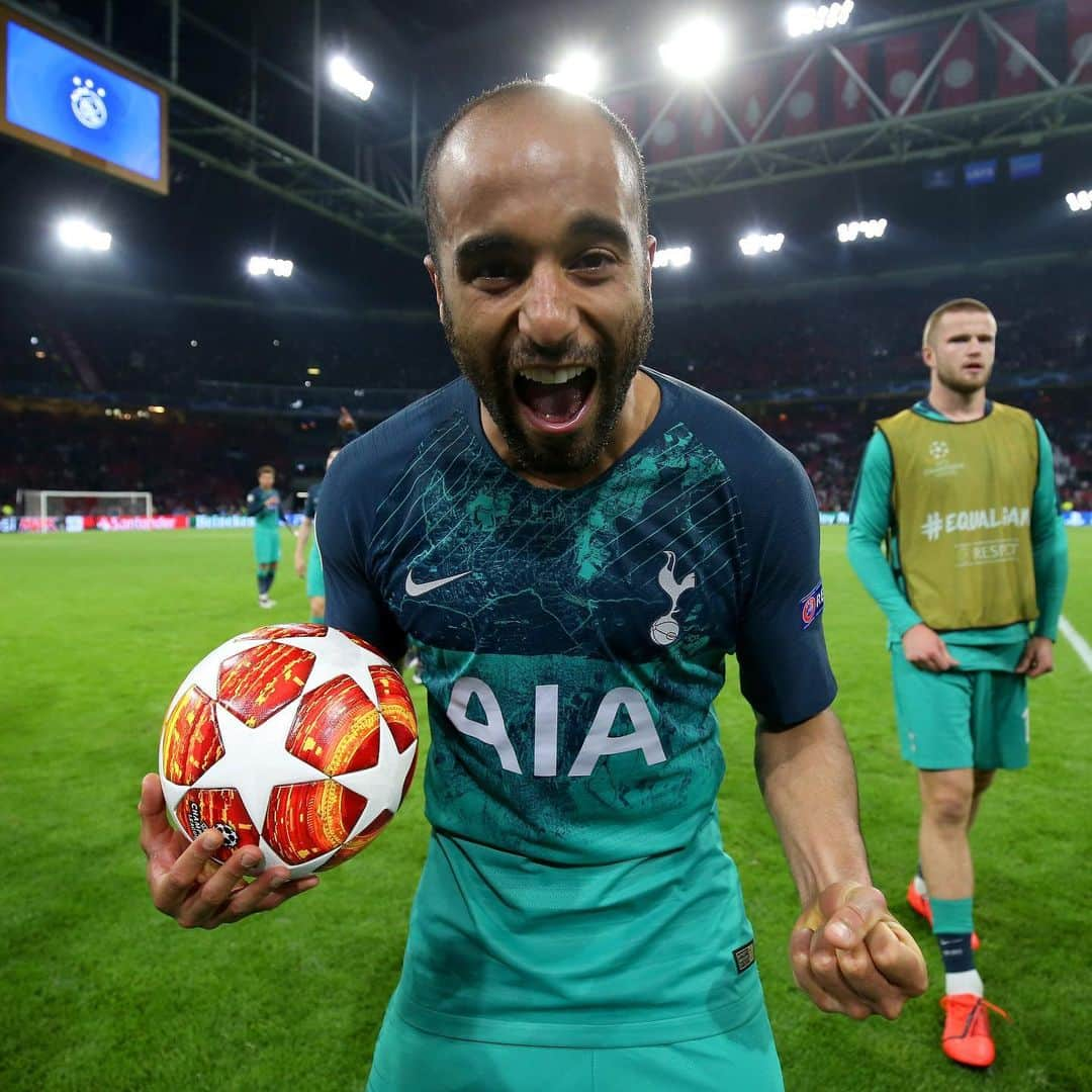 トッテナム・ホットスパーFCさんのインスタグラム写真 - (トッテナム・ホットスパーFCInstagram)「The story of last night... ✨ @leagooofficial #COYS #UCL」5月9日 19時26分 - spursofficial