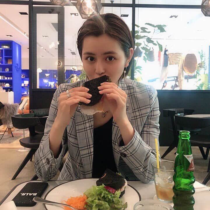 岩田絵莉佳のグルメインスタ