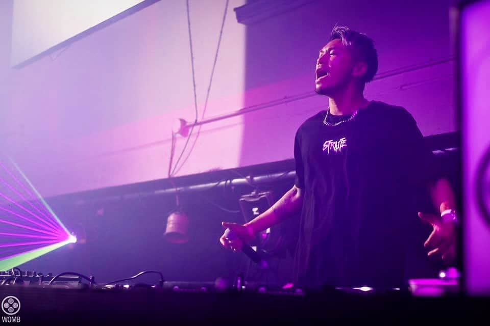 DJ ACEさんのインスタグラム写真 - (DJ ACEInstagram)「⚡️﻿ #energy ﻿ #straite﻿ #ACE1﻿ ﻿ ▷▷NEXT▷▷﻿ ▶︎5/12/SUN @edc_japan ﻿ ﻿」5月9日 19時39分 - ace1djace