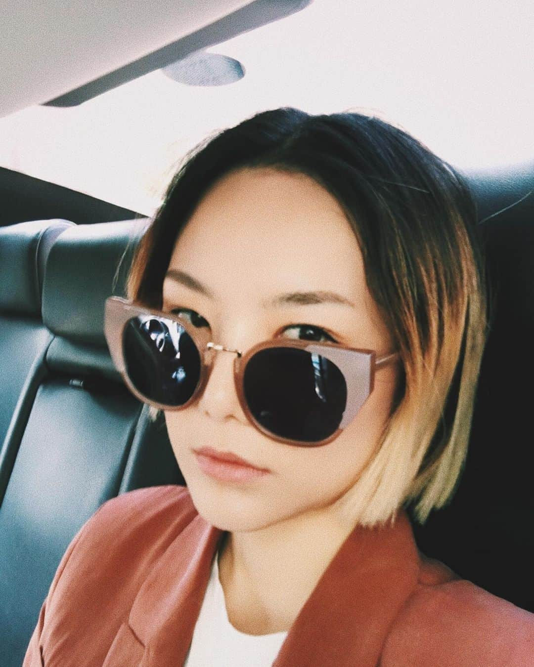 ミリョさんのインスタグラム写真 - (ミリョInstagram)「😎😎😎😎(2) 2년 전 똑단발  #미료 #miryo #브아걸 #브라운아이드걸스 #browneyedgirls #beg」5月9日 19時32分 - miryoakajohoney