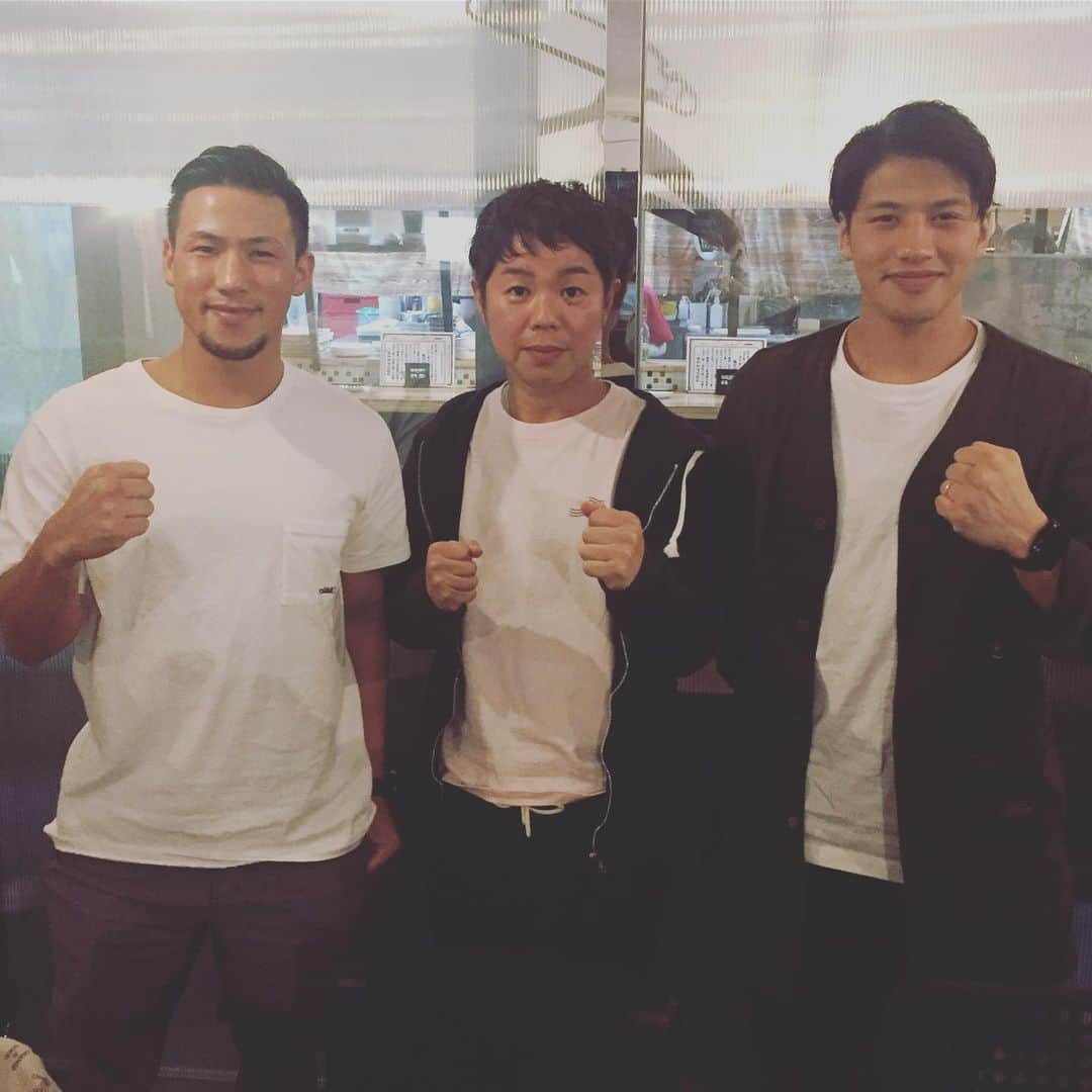 小林優介のグルメインスタ