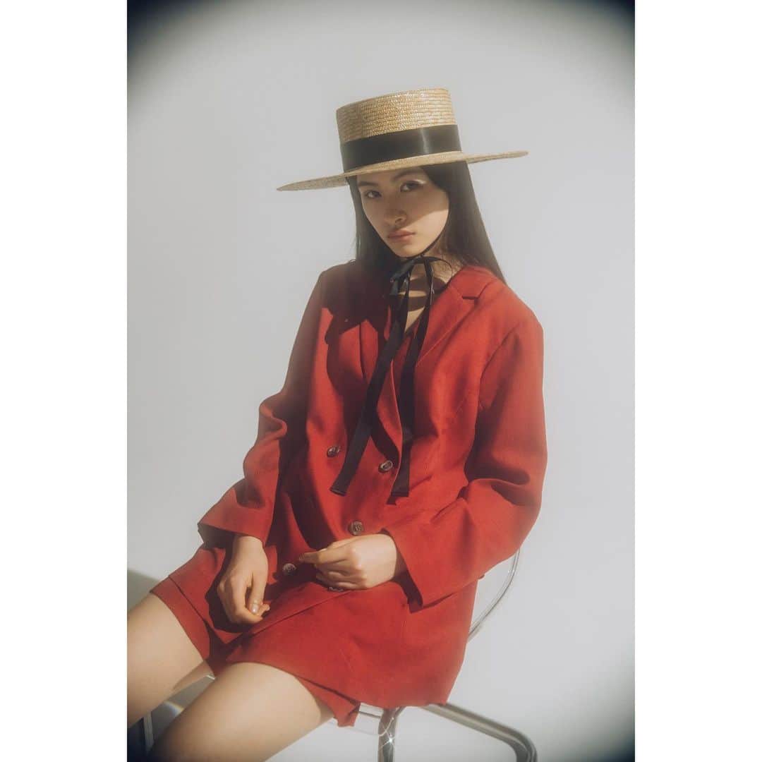 Lily Brownさんのインスタグラム写真 - (Lily BrownInstagram)「- rouge -﻿﻿﻿﻿﻿﻿﻿﻿﻿﻿﻿﻿﻿ ﻿ #lilybrown #リリーブラウン﻿ #summer #summercollection﻿﻿ ﻿﻿ #vintage #vintagefuture ﻿#店頭入荷中」5月9日 19時46分 - lily_brown_official