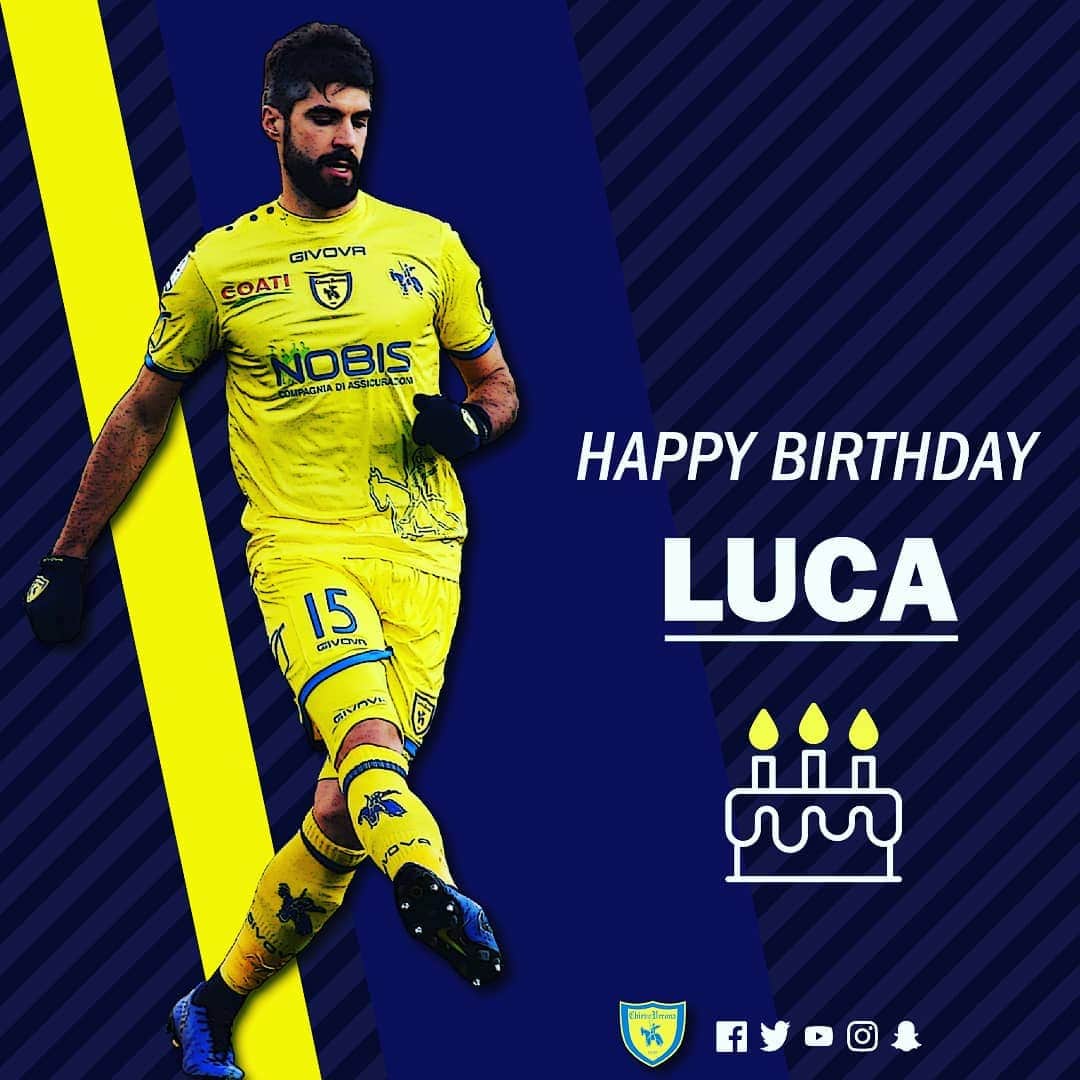 ACキエーヴォ・ヴェローナさんのインスタグラム写真 - (ACキエーヴォ・ヴェローナInstagram)「🎉 Compie oggi 3️⃣4️⃣ anni Luca #Rossettini! Tanti auguri Luca! 🎂🎈🎁 🎉 Luca #Rossettini is 3️⃣4️⃣ today! Happy Birthday Luca! 🎂🎈🎁 #HappyBirthday #TantiAuguri #BuonCompleanno #Rossettini #gialloblù #chievoverona」5月9日 20時22分 - acchievoverona