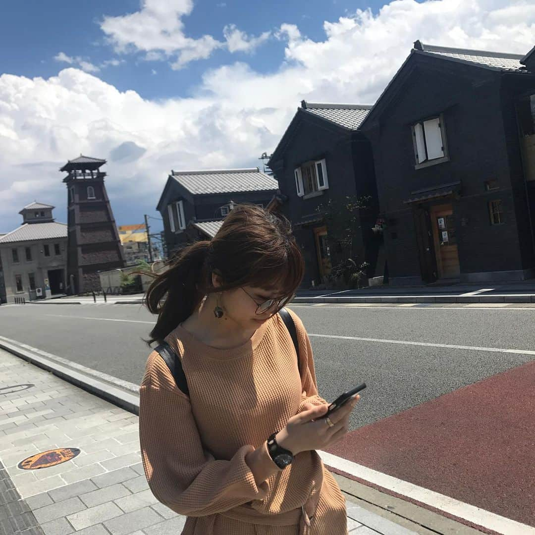 江藤彩也香さんのインスタグラム写真 - (江藤彩也香Instagram)「山梨県、一泊二日の旅🗻♨️🍇🍑🍐🍲🍡🥞🍔✨ . この方と行ってまいりました！！いやーひたすら楽しかった。なんかずっと歩いてた気がする。途中山登りだったもん。内ももが痛いなう。終始笑ってました。一緒に行ってくれてありがとう☺️☺️次は一緒に大分県でも行きましょー（笑） #さえち #お姉ちゃん #山梨 #甲府 #旅行 #女子旅 #甲州夢小路 #昇仙峡 #ハイキング #yamanashi #japan #japanesegirl #japantrip #selfie #girl #love #friend #cute #bandori #happy #instagood #tapioca #pancakes #mountain #셀카 #여행 #일본」5月9日 20時19分 - sayakadayo_