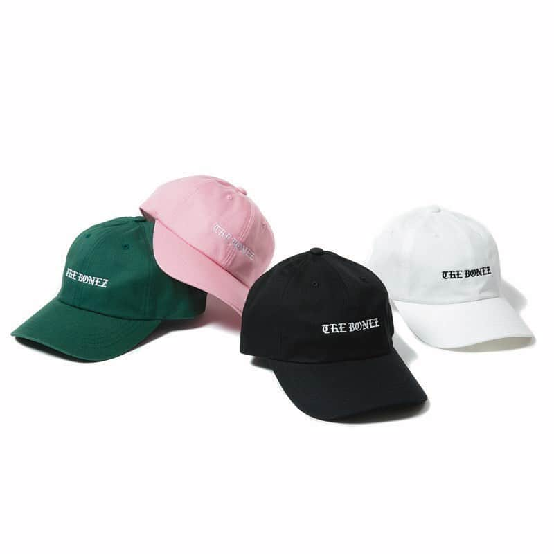 The BONEZさんのインスタグラム写真 - (The BONEZInstagram)「【The BONEZ -WE CONTROL- TOUR MERCH】 The BONEZ LOW CAP Color : Sqruce / Pink / White / Black Price : 3,000 yen  フロントにOld Englishデザインを落とし込んだ サイズ調整可能な、YUPOONG®社製の6パネルCAP。  #thebonez」5月9日 20時20分 - the____bonez