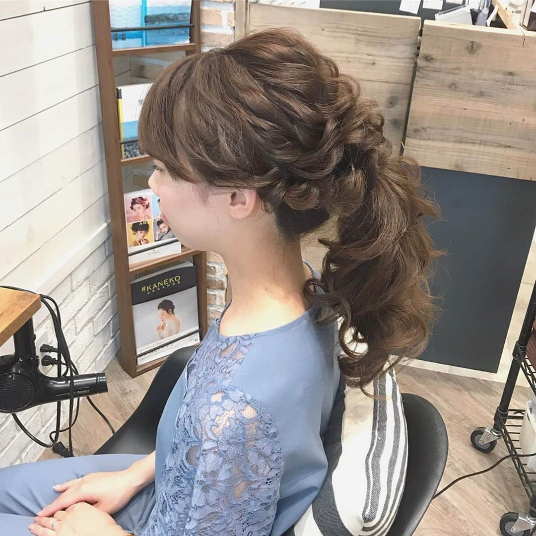 金子真由美さんのインスタグラム写真 - (金子真由美Instagram)「* hair arrange * ポニーテール♡ * #かねこアレンジ #ヘアアレンジ #結婚式 #ブライダルヘア #パーティーヘア #プレ花嫁 #アレンジ #結婚パーティ #ポニーテール」5月9日 20時22分 - kanekomayumi12