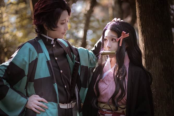 千尋のインスタグラム：「Blade of Demon Destruction Kamado Nezuko 鬼滅之刃  竈門禰豆子  動畫真的作的好美❤️大家入坑了嗎 妹妹太萌嗷嗷嗷  竈門炭治郎 Kamado Tanjiro CN  Sameki  #鬼滅之刃 #竈門禰豆子 #BladeofDemonDestruction #KamadoNezuko #竈門炭治郎 #KamadoTanjiro #BladeofDemonDestructioncos #cosplayboy #cosplaygirls  #jumpcomics」
