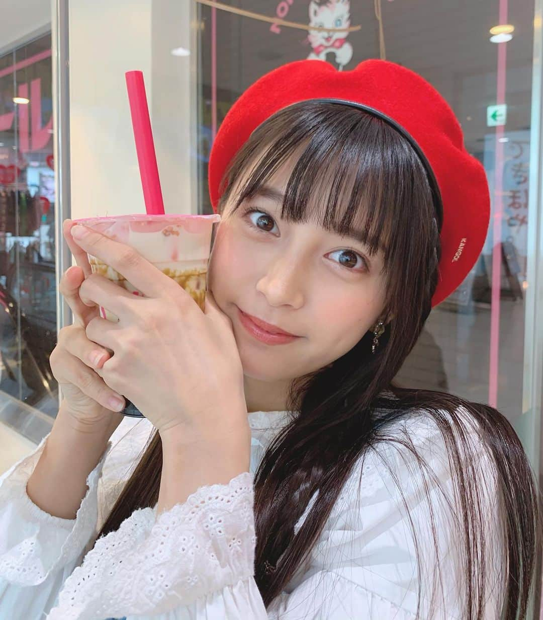 小山リーナさんのインスタグラム写真 - (小山リーナInstagram)「タピ活🧸 初ノナラパールでした〜おいしい ・ ・ #アイドル #ベレー帽 #原宿 #高校生 #ノナラパール #タピオカ #タピ活 #jk #followme #idol #ootd #photo #instagram #fashion」5月9日 20時27分 - rina_koyama_box