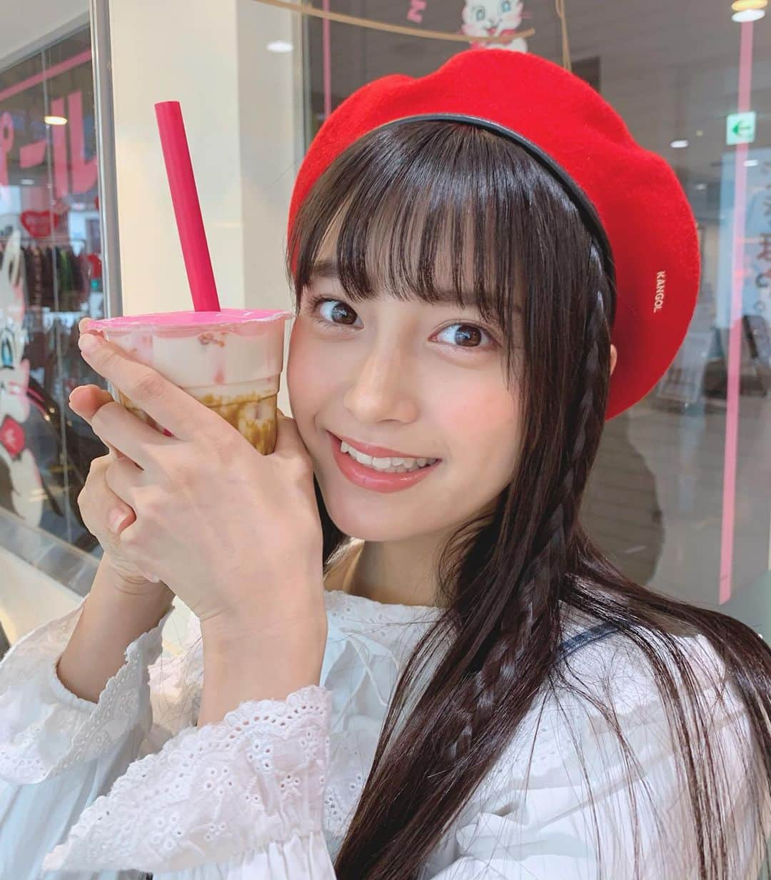 小山リーナさんのインスタグラム写真 - (小山リーナInstagram)「タピ活🧸 初ノナラパールでした〜おいしい ・ ・ #アイドル #ベレー帽 #原宿 #高校生 #ノナラパール #タピオカ #タピ活 #jk #followme #idol #ootd #photo #instagram #fashion」5月9日 20時27分 - rina_koyama_box