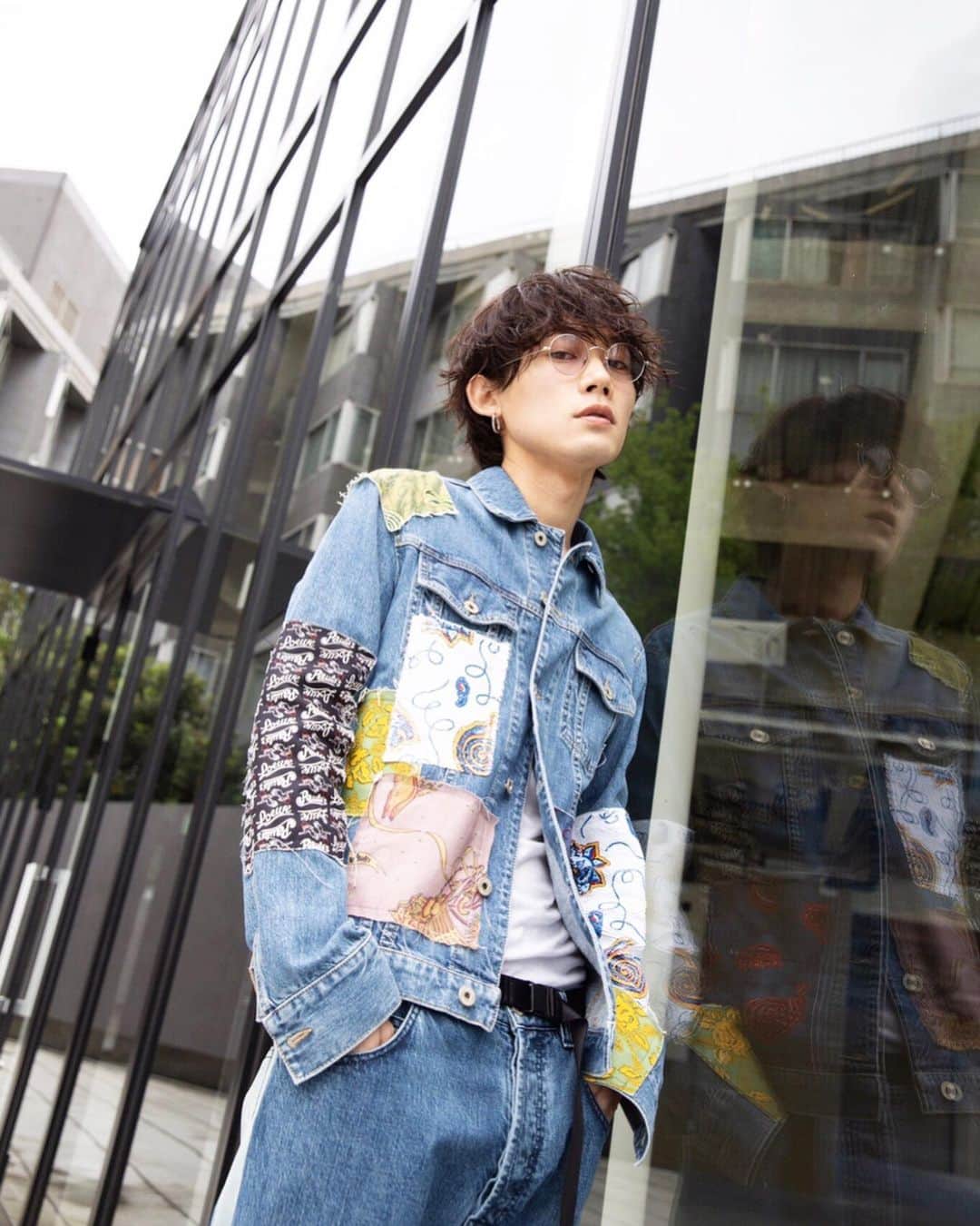 花沢将人のインスタグラム：「Fasionsnap.com × LOEWE @fashionsnapcom @loewe #loewe #loewepaulas #パウラズイビザ」