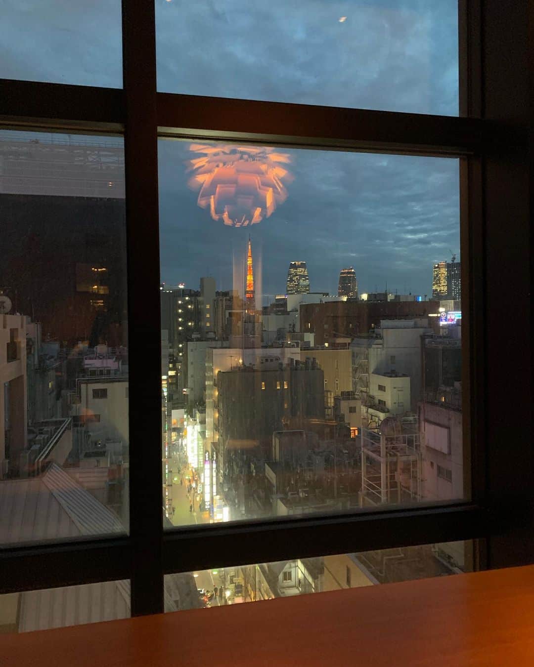 祐真朋樹さんのインスタグラム写真 - (祐真朋樹Instagram)「#東京タワー  #alica」5月9日 21時38分 - stsukezane