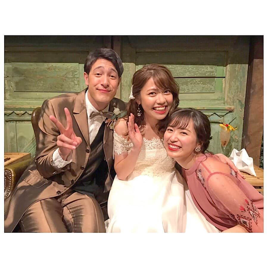 木村愛里さんのインスタグラム写真 - (木村愛里Instagram)「⋆ はるかいみ結婚式🤵👰❤️ ㅤㅤㅤㅤㅤㅤㅤㅤㅤㅤㅤㅤㅤ 思い出しただけで泣けてくる。 4回くらい泣いた。。 こんなに可愛い夫婦いるだろうか。 私にとっては同僚で仲間で 友人でもあり可愛い後輩。 ㅤㅤㅤㅤㅤㅤㅤㅤㅤㅤㅤㅤㅤ ２人の愛が沢山つまった素晴らしい式だったの。 ...また涙でてくるっ ㅤㅤㅤㅤㅤㅤㅤㅤㅤㅤㅤㅤㅤ 晴香ちゃんのプリンセスの お部屋に招待してくれて ありがとう❤️😆 ㅤㅤㅤㅤㅤㅤㅤㅤㅤㅤㅤㅤㅤ 素敵な空間でした。 ㅤㅤㅤㅤㅤㅤㅤㅤㅤㅤㅤㅤㅤ ㅤㅤㅤㅤㅤㅤㅤㅤㅤㅤㅤㅤㅤ 1枚目➡︎可愛い２人 2枚目➡︎カイミの絶妙な表情 3枚目➡︎チームイチモニ 4枚目➡︎チームイチモニ 5枚目➡︎ドンクモデルさんに混ぜてもらう(照) 6枚目➡︎アイディアいっぱいの会場 ㅤㅤㅤㅤㅤㅤㅤㅤㅤㅤㅤㅤㅤ ㅤㅤㅤㅤㅤㅤㅤㅤㅤㅤㅤㅤㅤ Happyを ありがとう❤️ これからもSuper Happyを❤️❤️ ㅤㅤㅤㅤㅤㅤㅤㅤㅤㅤㅤㅤㅤ ㅤㅤㅤㅤㅤㅤㅤㅤㅤㅤㅤㅤㅤ #はるかいみ #はるかいみウェディング #センティールラセゾン中島公園  #ウェディング #可愛い夫婦 #ありがとう #HAPPY #🤵👰 ❤️❤️❤️❤️」5月9日 21時44分 - airi_official