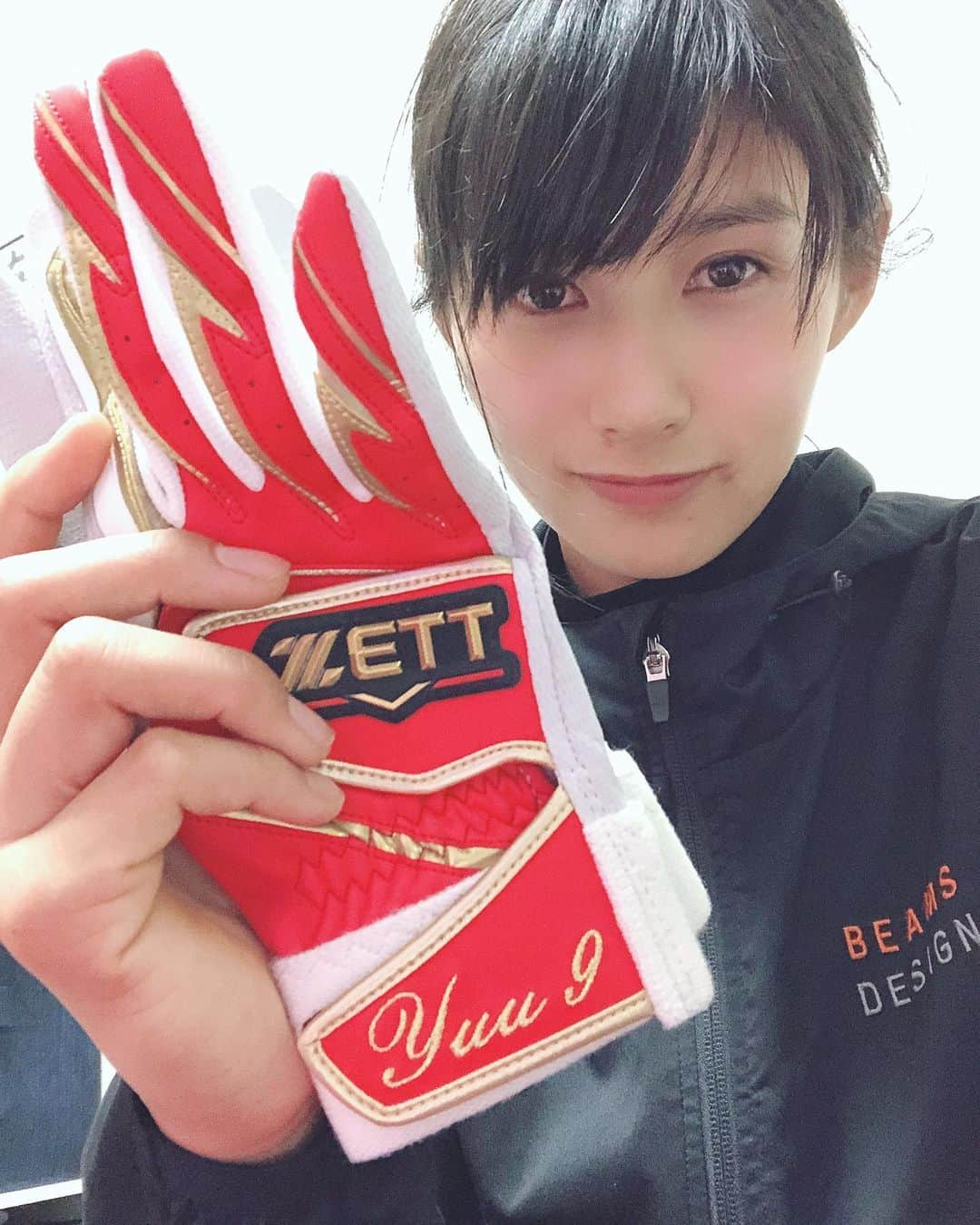 加藤優さんのインスタグラム写真 - (加藤優Instagram)「. .  いよいよ明日が 春季リーグの最終戦です！ 昨日の試合から 打席でのフル装備新しくしました！ 今年は攻めの色、赤にしてます🔥. . . 🏟5月10日 わかさスタジアム京都 京都フローラvs埼玉アストライア 18:30~  今年の京都での最終戦、 球場でお待ちしてます！！. . .  #ZETT #女子プロ野球2019  #埼玉アストライア #加藤優 #わかフル」5月9日 21時48分 - y_k_009