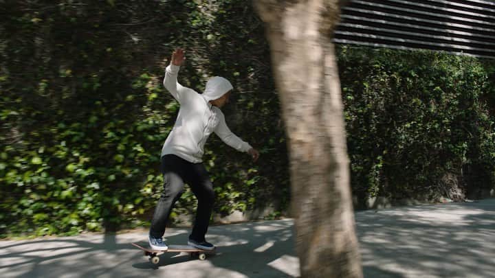adidas Skateboardingのインスタグラム：「Distance for Daes /// The 3MC by @daewon1song 🎥 by @colinmkennedy #adidasSkateboarding #3MC」
