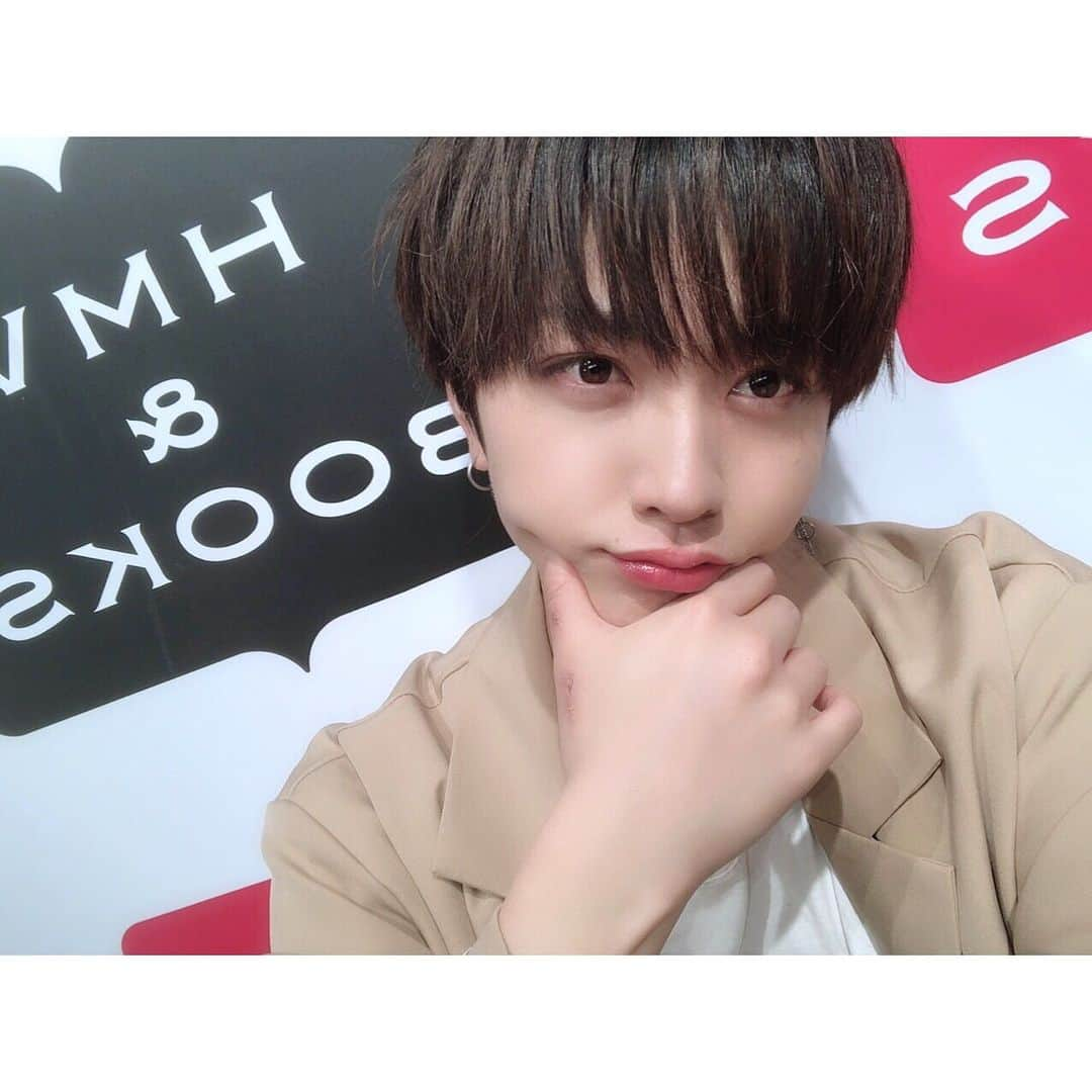 HIROTOさんのインスタグラム写真 - (HIROTOInstagram)「#ivvy #hiroto #today #live #selca #photo #jpn #artist #me #l4l #팔로우 #셀카 #instagram #instagood #instasize」5月9日 21時55分 - hiroto0605