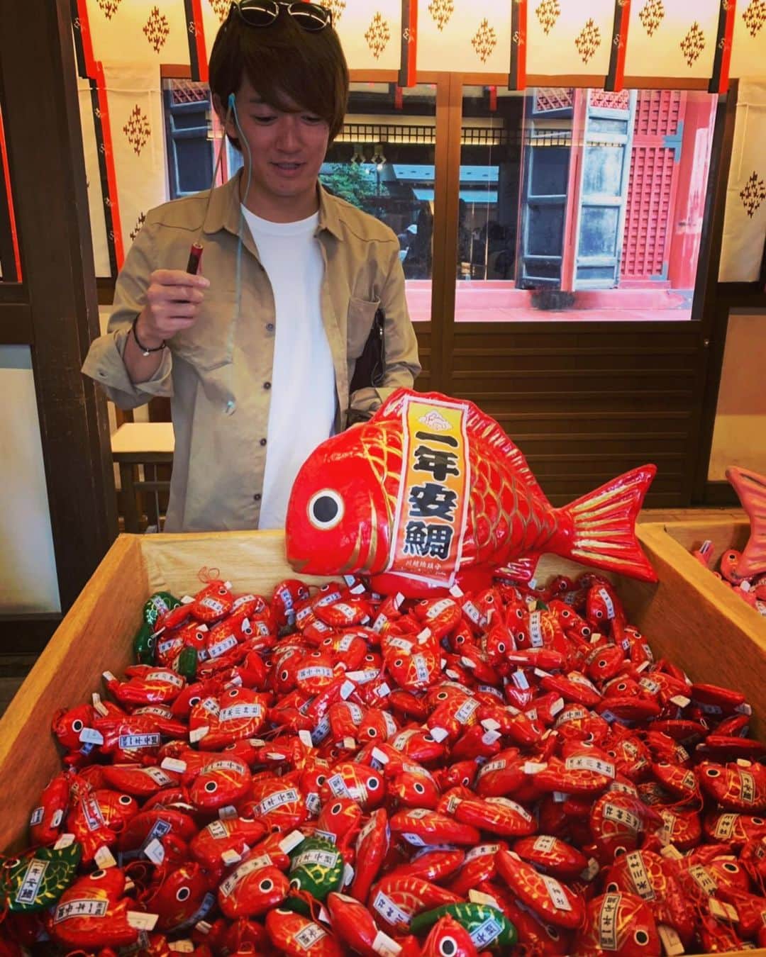 大倉士門さんのインスタグラム写真 - (大倉士門Instagram)「鯛釣り。 鯛が釣れる神社。」5月9日 22時12分 - shimonsmile
