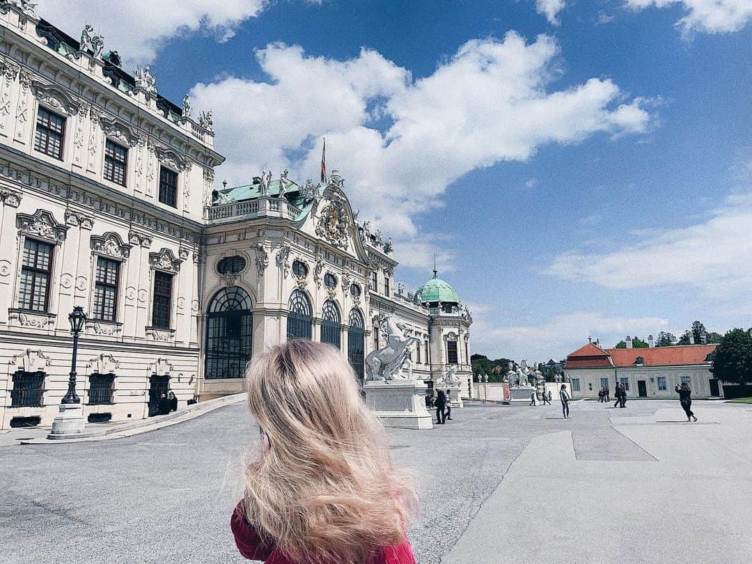 アリサ・フェディチキナさんのインスタグラム写真 - (アリサ・フェディチキナInstagram)「Vienna - one❤️🇦🇹」5月9日 22時40分 - alisa_fedichkina