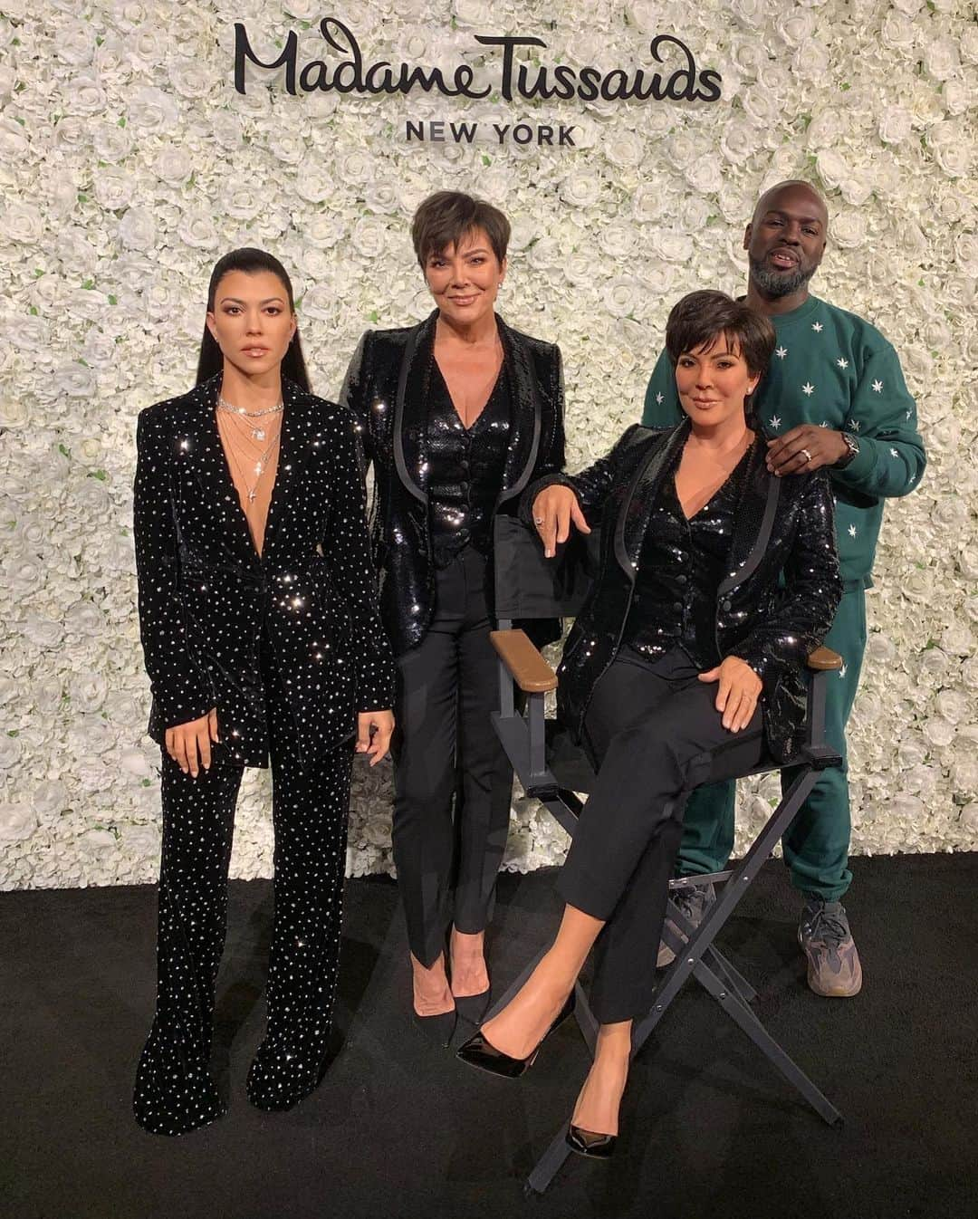 クリス・ジェンナーさんのインスタグラム写真 - (クリス・ジェンナーInstagram)「How amazing is this!? Our new wax figures at @nycwax #madametussaudsnewyork, opening Wednesday! Me, Kourtney, Kim, Kylie, Khloé and Kendall will all have our wax figures together for the first time. #DoubleTrouble #MadameTussauds @kourtneykardash @coreygamble」5月9日 22時44分 - krisjenner