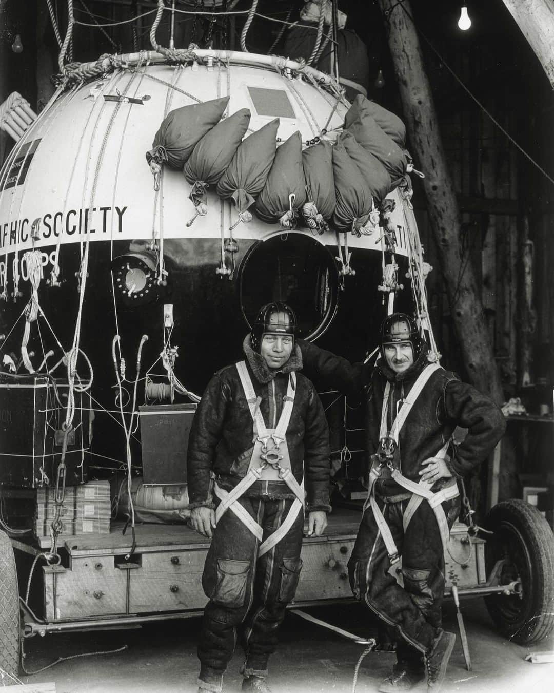 National Geographic Creativeさんのインスタグラム写真 - (National Geographic CreativeInstagram)「Photo by Richard Hewitt Stewart | Researchers prepare for a flight in the Explorers II stratosphere balloon near Rapid City, South Dakota. This image was captured on November 11th, 1935. #NationalGeographicSociety #Exploration #ThrowBackThursday」5月9日 23時02分 - natgeointhefield