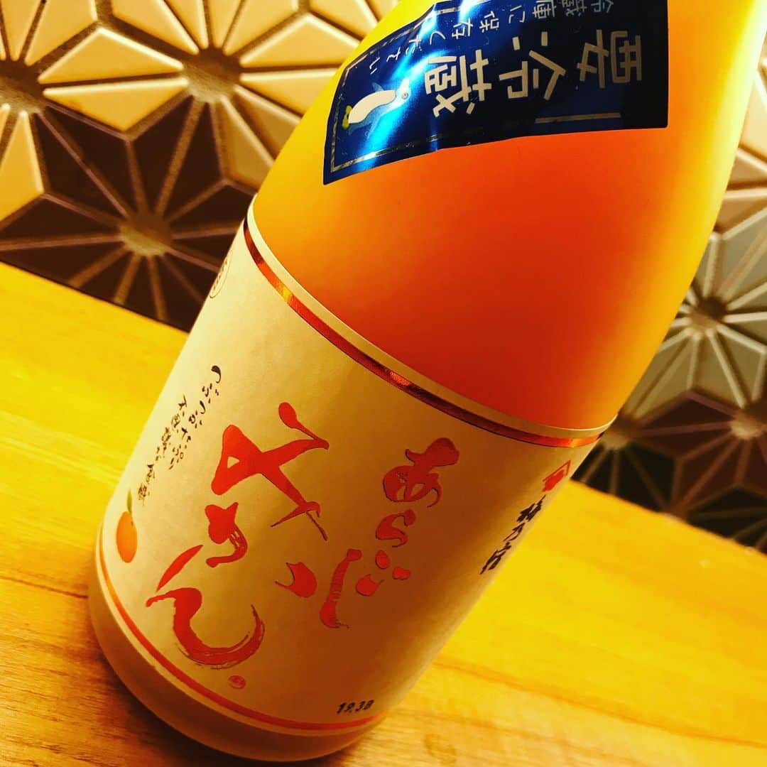 のインスタグラム：「今日も一日お疲れ様です、鶏っく梅北店です🎶 女性に人気の果実酒シリーズＮｏ．1「あらごしみかん」 ロック、ソーダ、お湯割りとと好きなの味方でお楽しみください #梅田個室 #梅田グルメ #梅田ディナー #梅田ごはん #乾杯 #大阪グルメ #梅田飲み #神泡 #instafood #instagood #instalike #likeforlikes #l4l #l4like #いいね返し #いいね返しは絶対 #fff #ffl #パネチキン #チーズ」