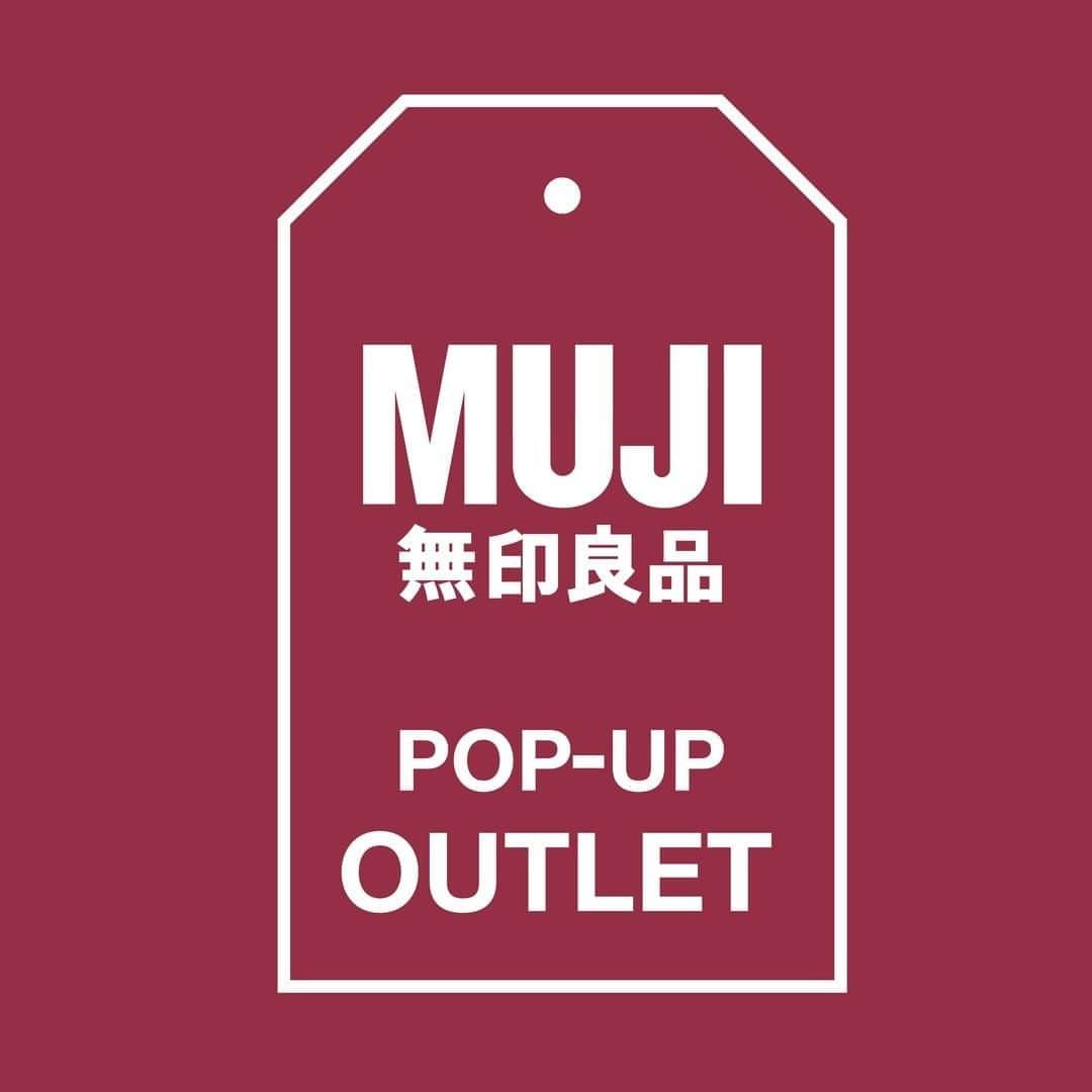 LifeTorontoさんのインスタグラム写真 - (LifeTorontoInstagram)「明日５月１０日（金）から、MUJIのフラッグシップ店（旗艦店）のあるアトリウム・モール内に、期間限定のMUJIのアウトレット店がオープンしますよ！⠀ @lifetoronto.jp のプロフィールに記載👆🏼URLのリンク先からチェックするとこの情報の記事ページへ飛びます。⁣⠀⁣⠀ ⁣⠀ ⁣📷: @mujicanada⠀ ⁣.⁣⁣⠀ ⠀ .⁣⠀⁣⠀ .⁣⠀⁣⠀ #無印良品 #海外 #カナダ #トロント #トロントライフ #トロント生活 #トロント在住 #カナダ生活 #カナダ在住 #カナダライフ #海外生活 #海外暮らし #海外移住 #海外育児 #海外子育て #英語 #留学 #海外留学 #トロント留学 #カナダ留学 #ワーホリ#ワーキングホリデー #カナダワーホリ #トロントワーホリ #ワーホリ生活 #海外出張 #海外就職 #駐在生活 #駐在 ⁣#カナダ好きな人と繋がりたい ⁣⠀」5月10日 0時04分 - lifetoronto.jp