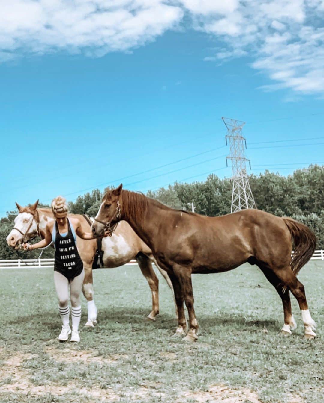 Kindly Myersさんのインスタグラム写真 - (Kindly MyersInstagram)「I hope y’all don’t mind all the horse pix. I’m just happy and in love with these boys. I’m so happy to be riding again. I lost my confidence for a while and questioned if i should even be riding. I’m glad that i have found such a wonderful horse with a kind soul.」5月10日 0時16分 - kindlymyers