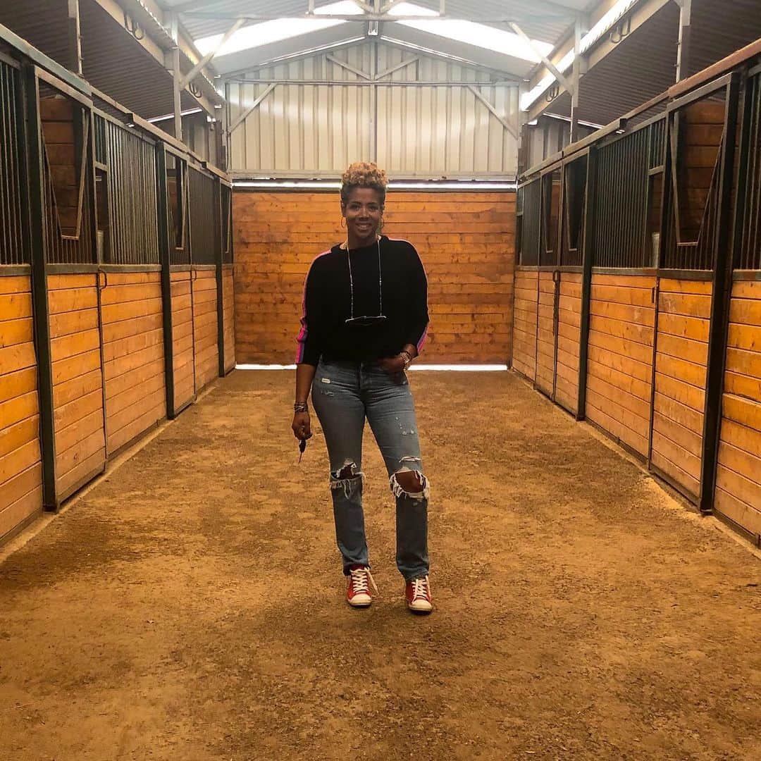 ケリスのインスタグラム：「Howdy 🤠」